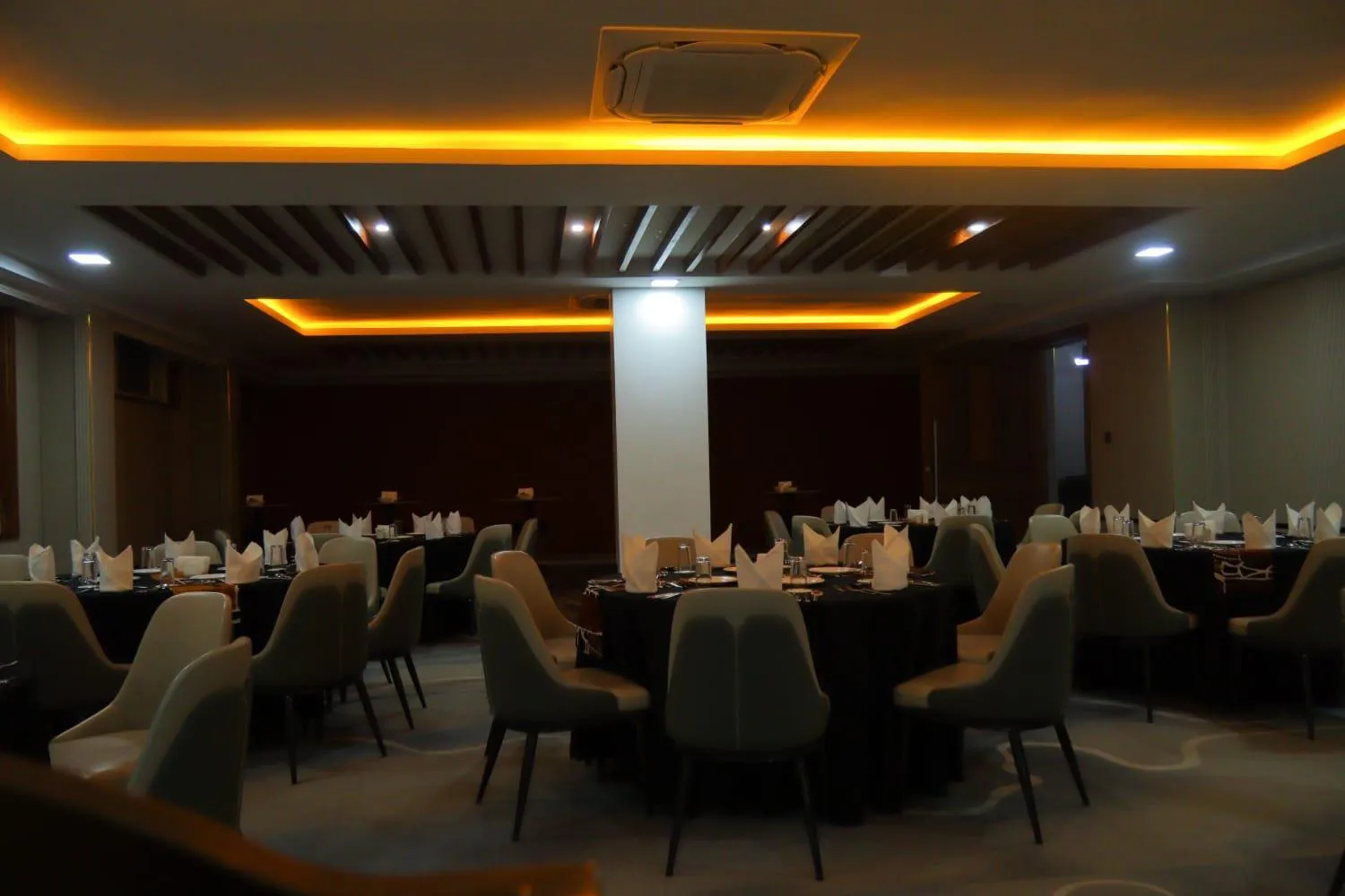 Emboita Hotel Limited