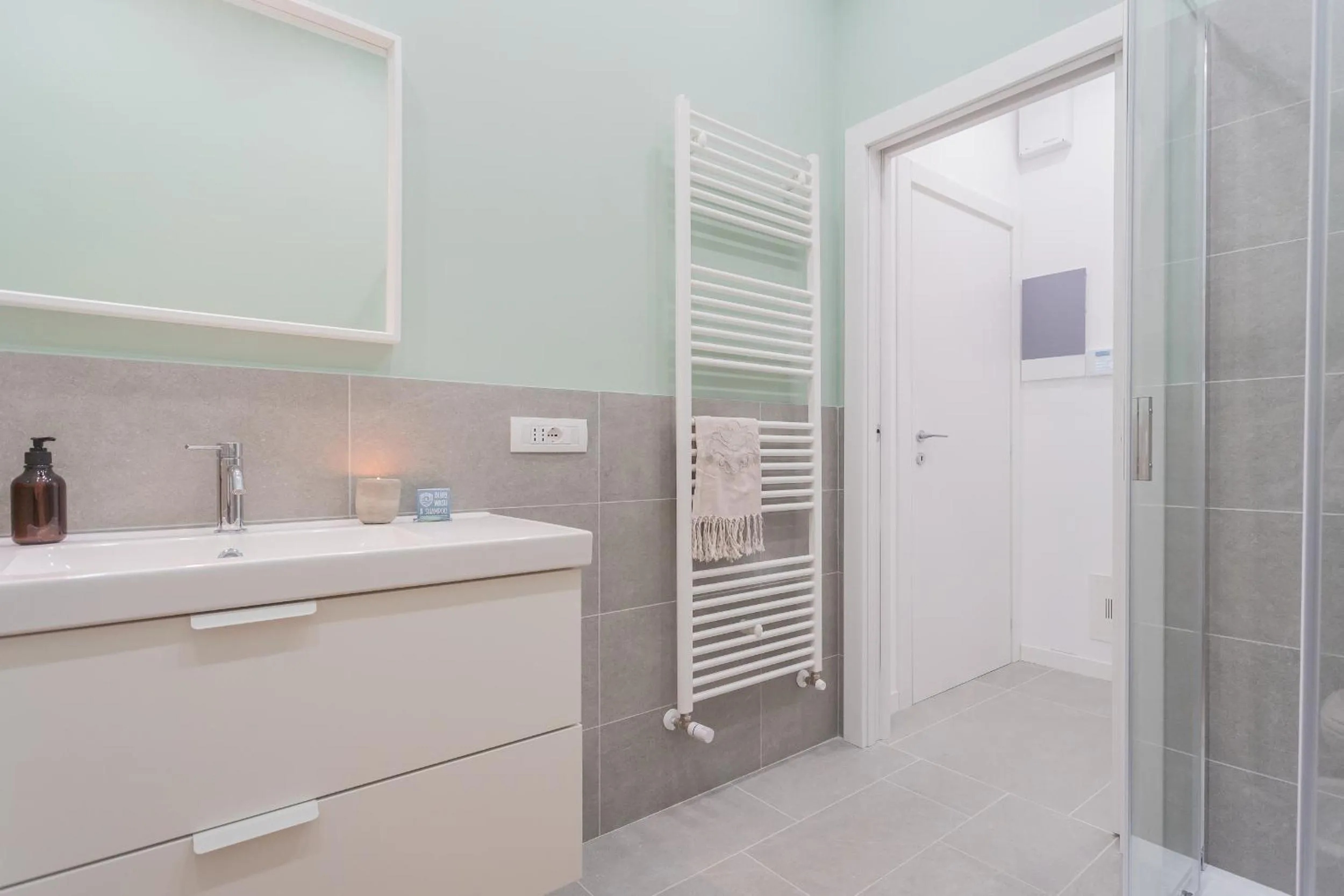 Other in Isola Felice Grandate by Rent All Como