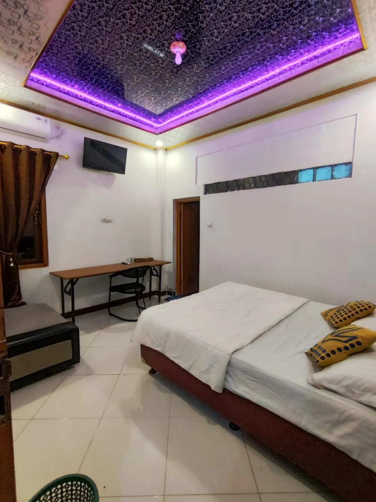 Bed in Penginapan Nurmega jaya