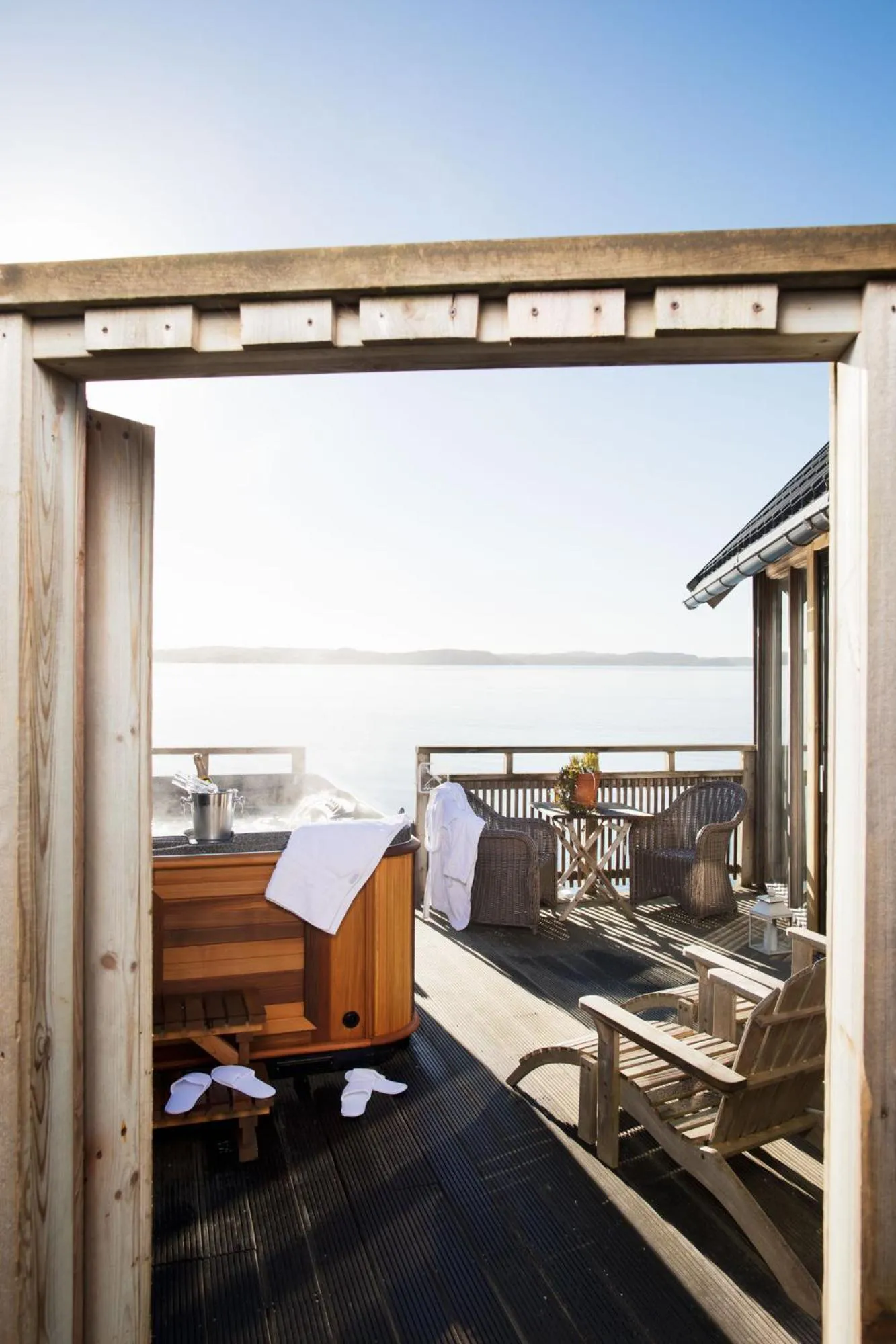 Patio in Strandflickornas Husen invid Havet