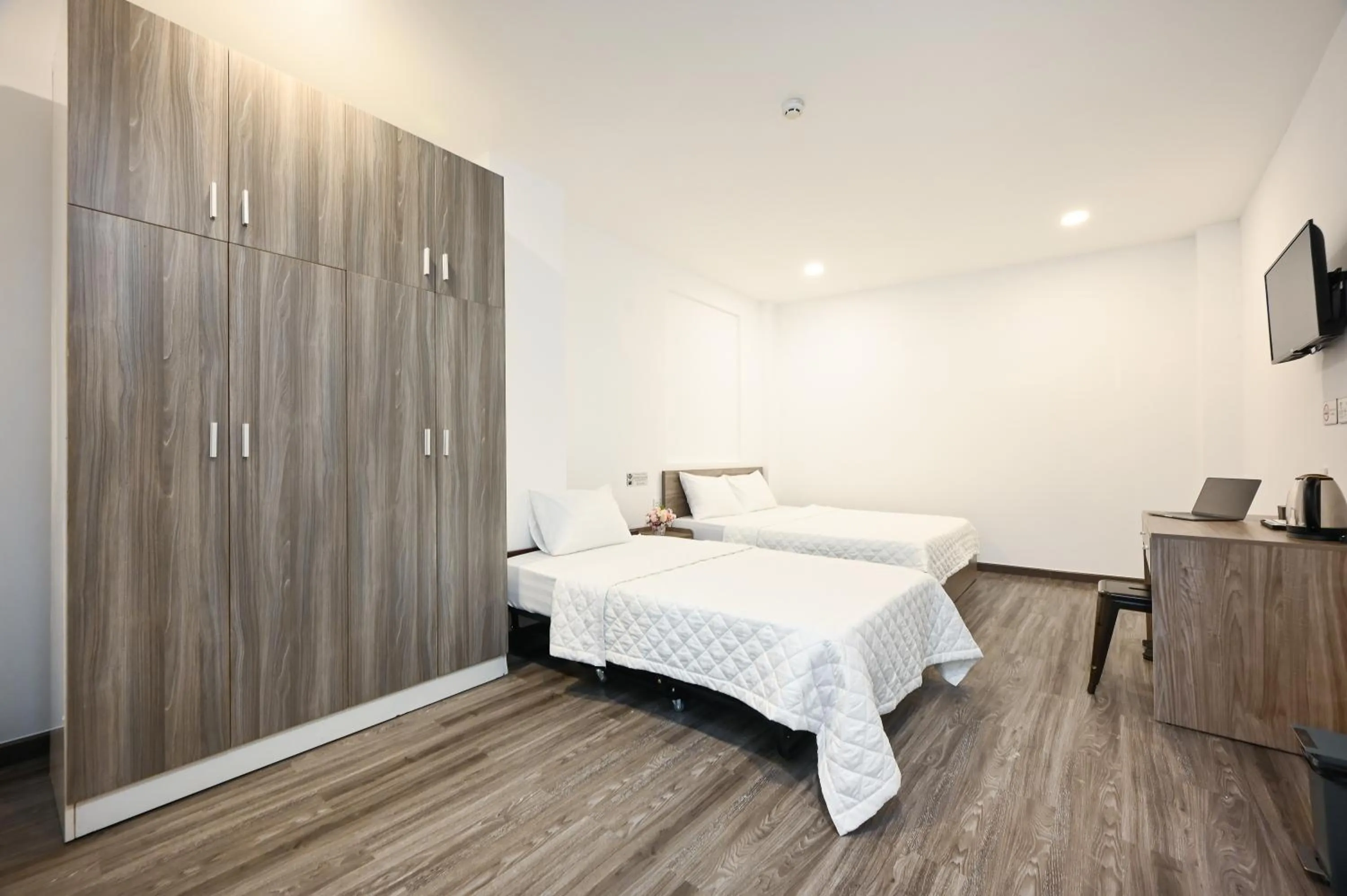 Superior Twin Room in YoKo Airport Saigon Hotel