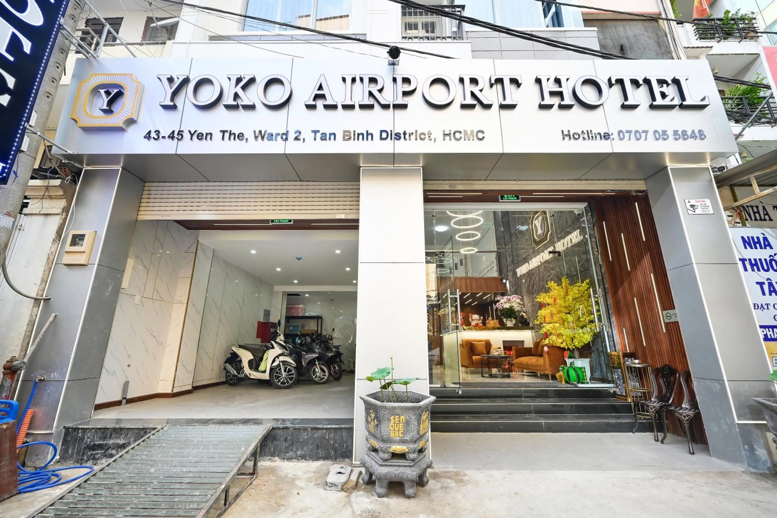 Facade/entrance in YoKo Airport Saigon Hotel