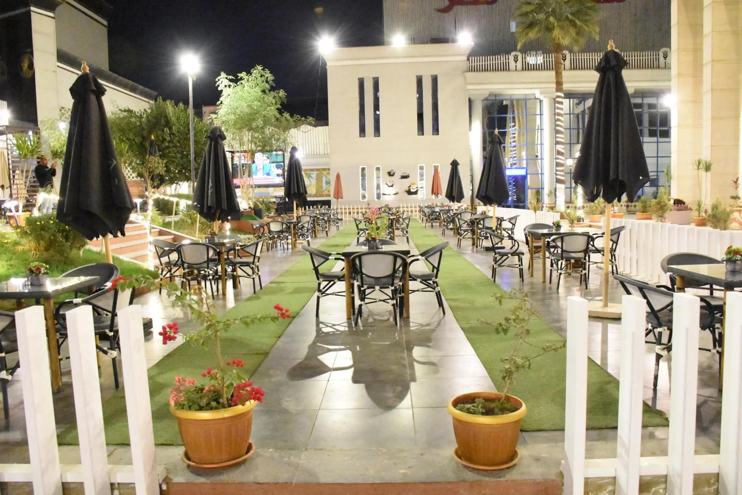 Restaurant/places to eat in Jewel Zamalek Hotel