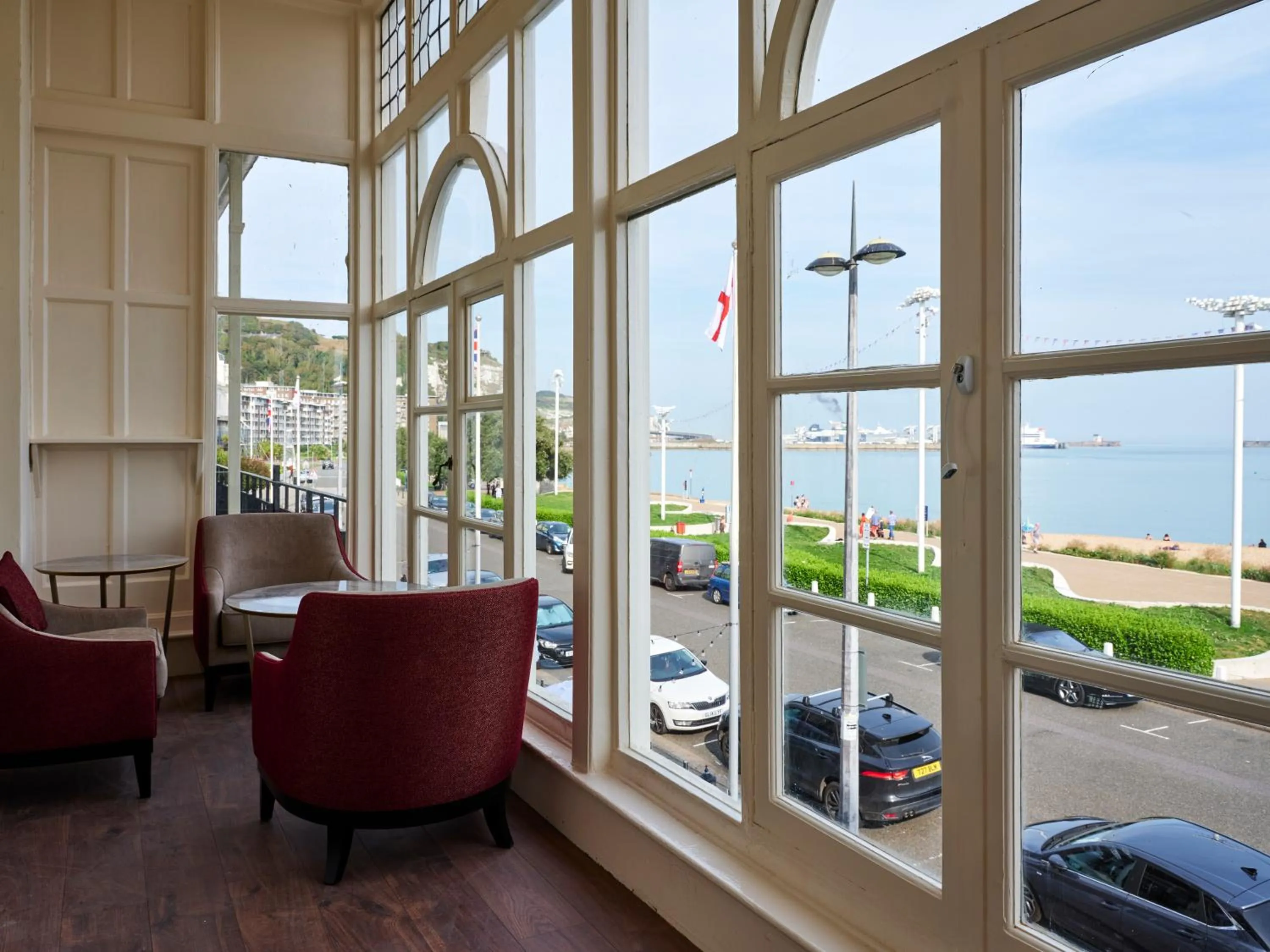 Seating area in Best Western Premier Dover Marina Hotel & Spa