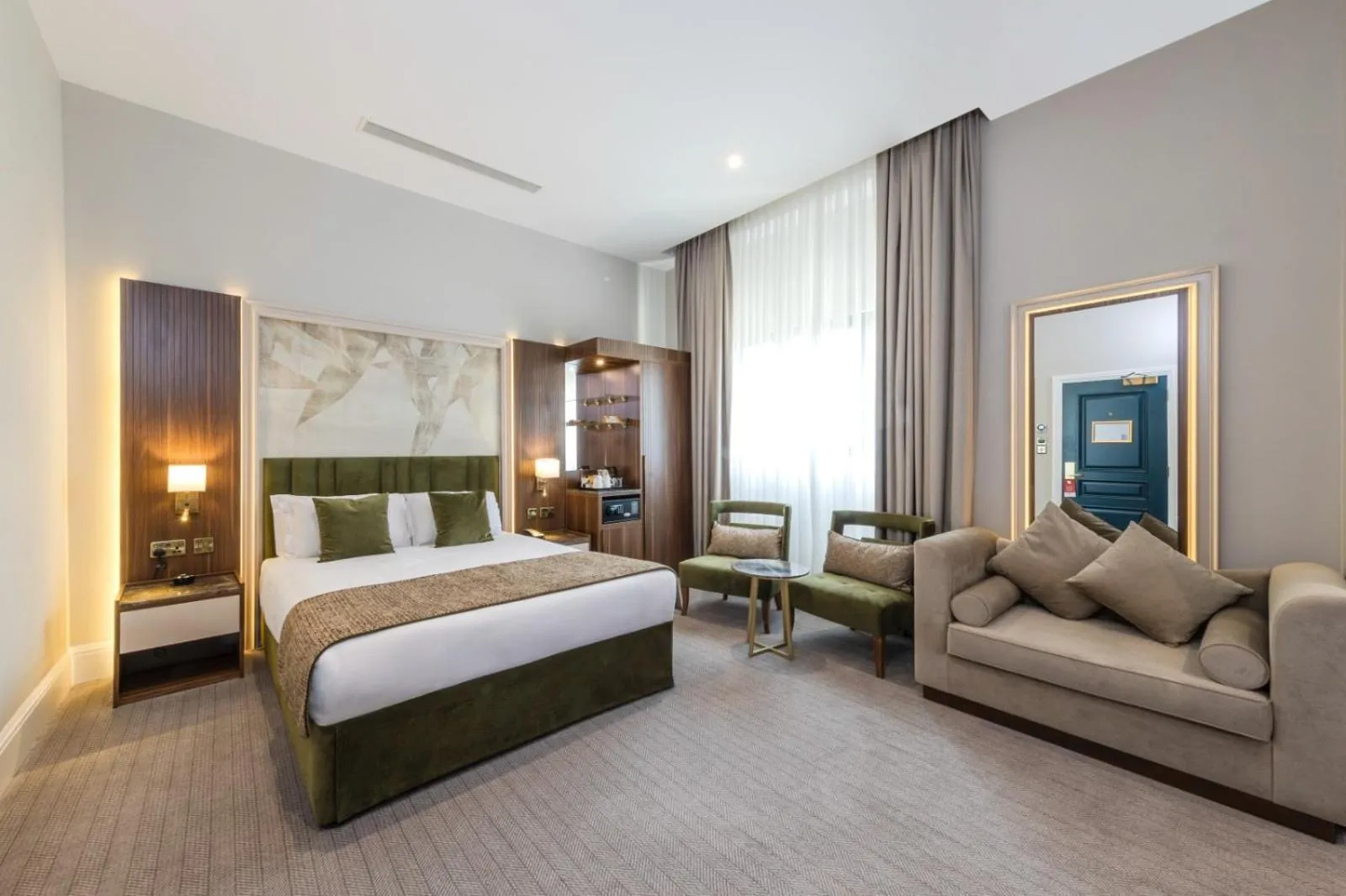 Bedroom, Bed in Best Western Premier Dover Marina Hotel & Spa