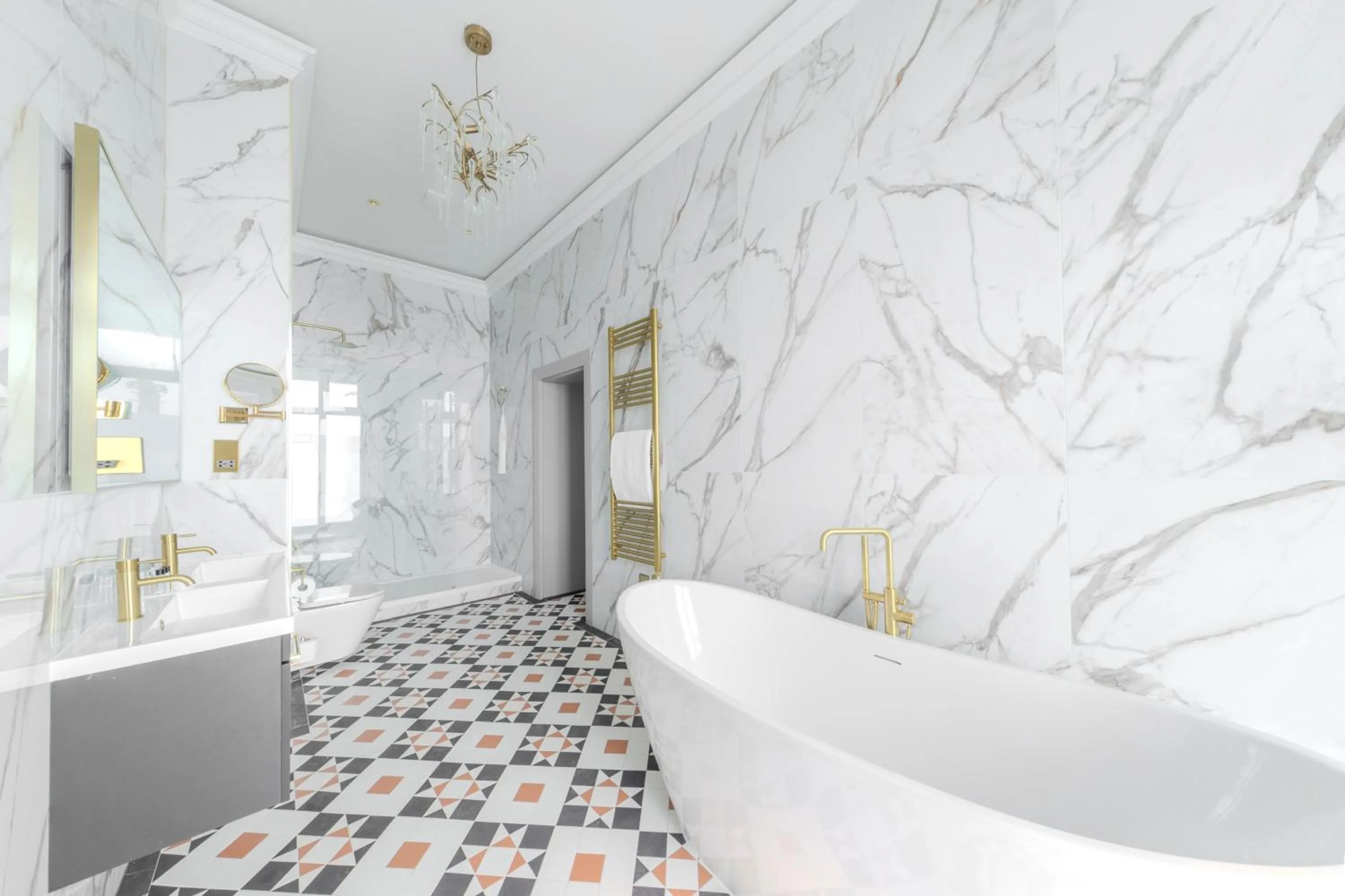 Bathroom in Best Western Premier Dover Marina Hotel & Spa