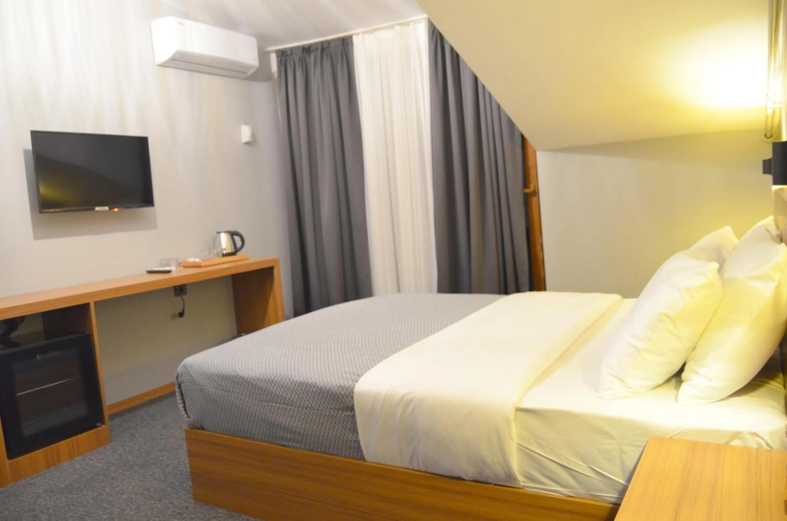 Bedroom, Bed in Rosse Hotel