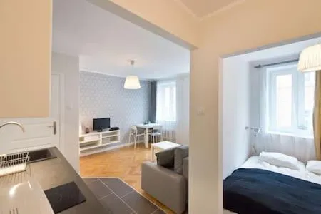 Living room, Bed in River Side Apartment Old Town