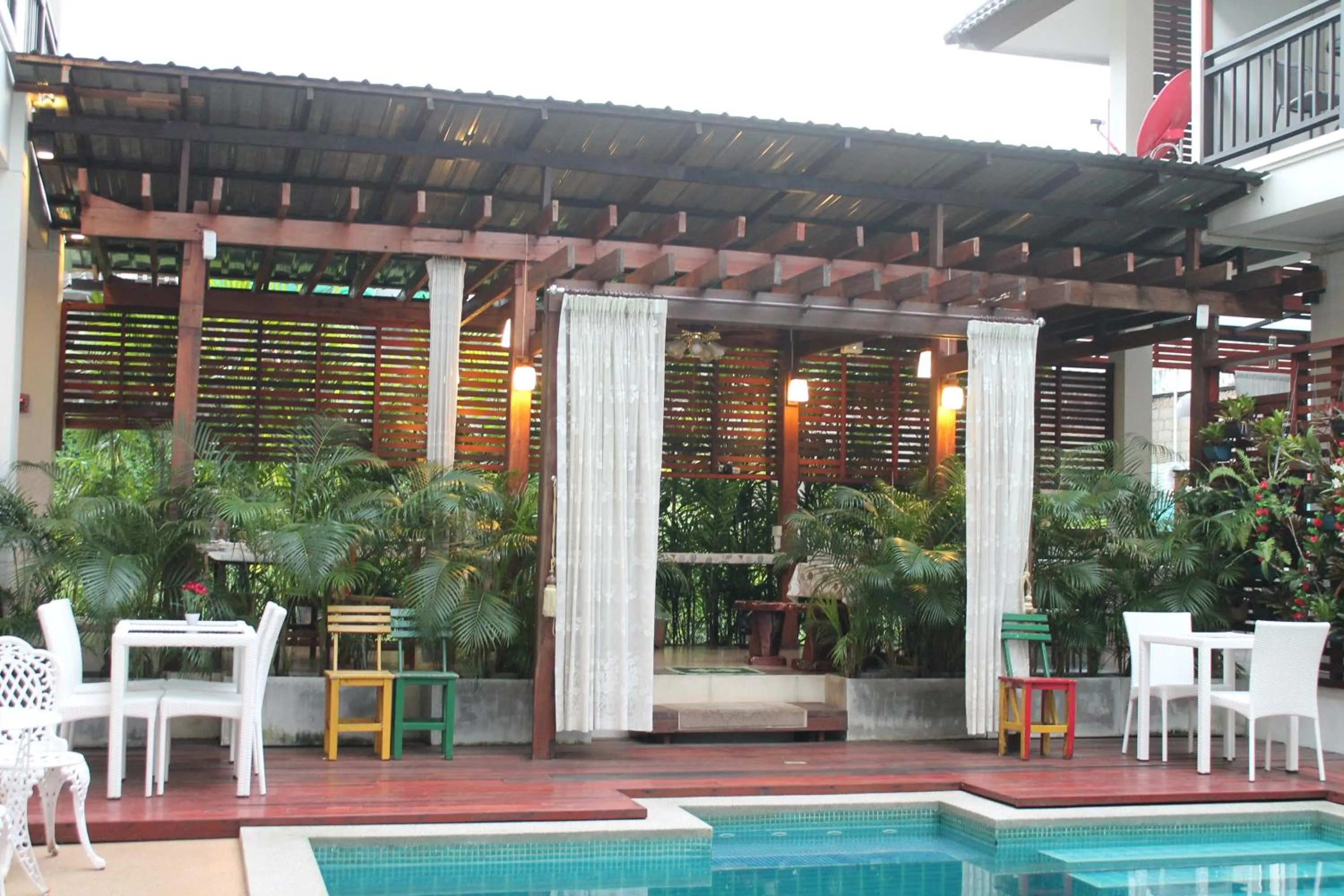 Restaurant/places to eat in Huen Chan Thip