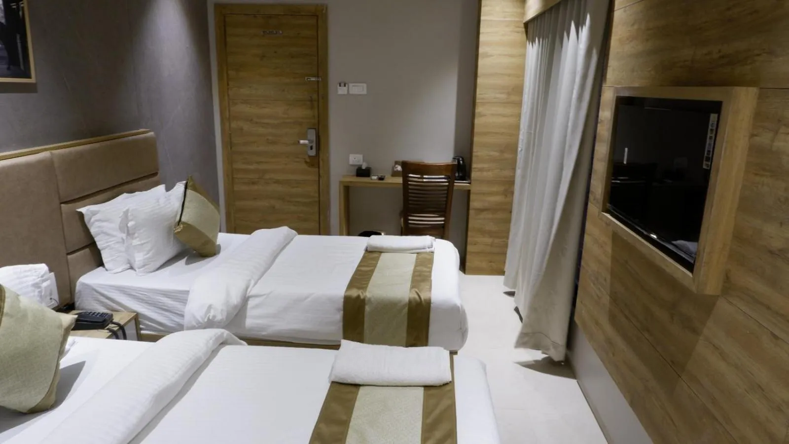 Bed in HOTEL AMBER PARAMOUNT