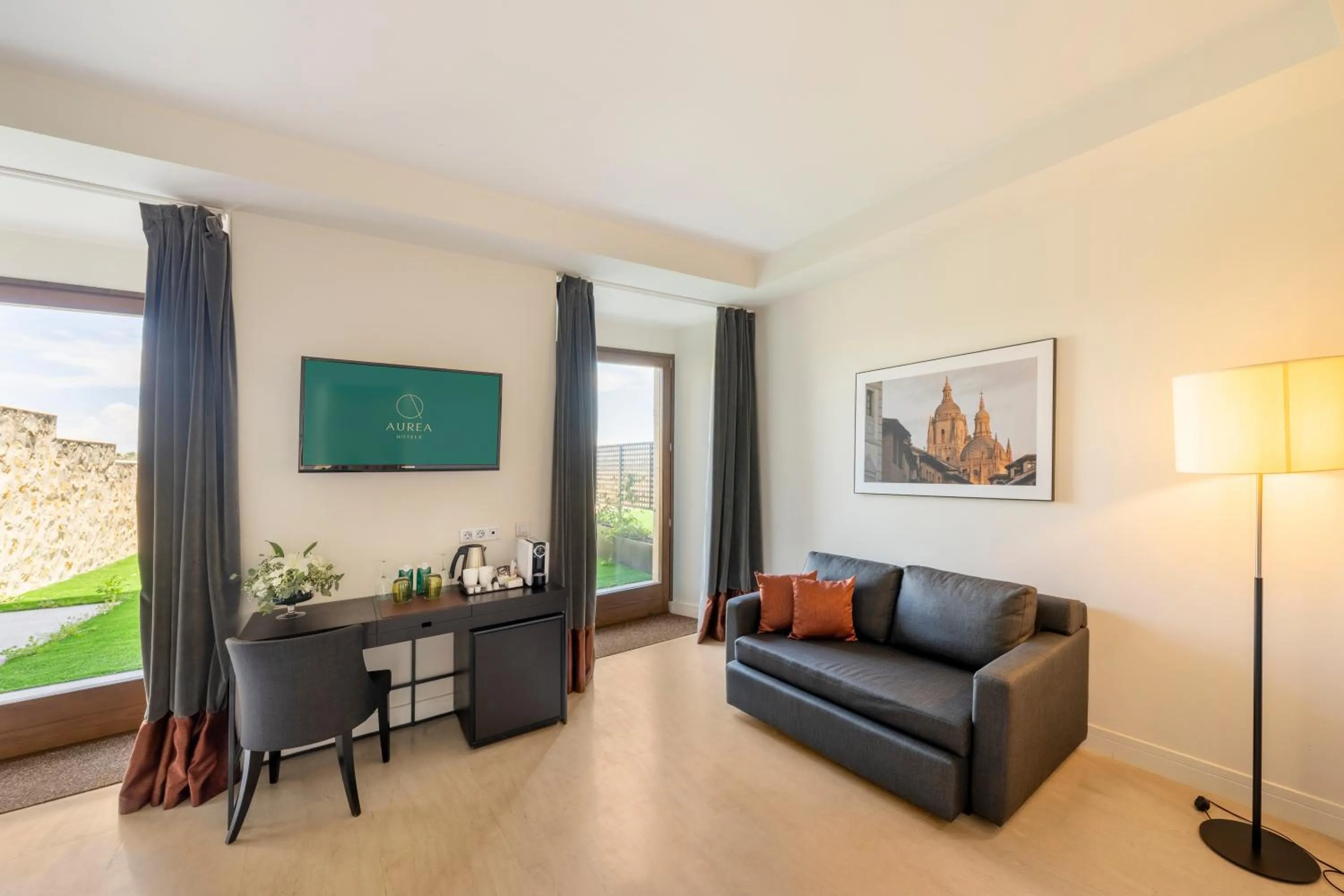 Photo of the whole room in Áurea Convento Capuchinos by Eurostars Hotel Company