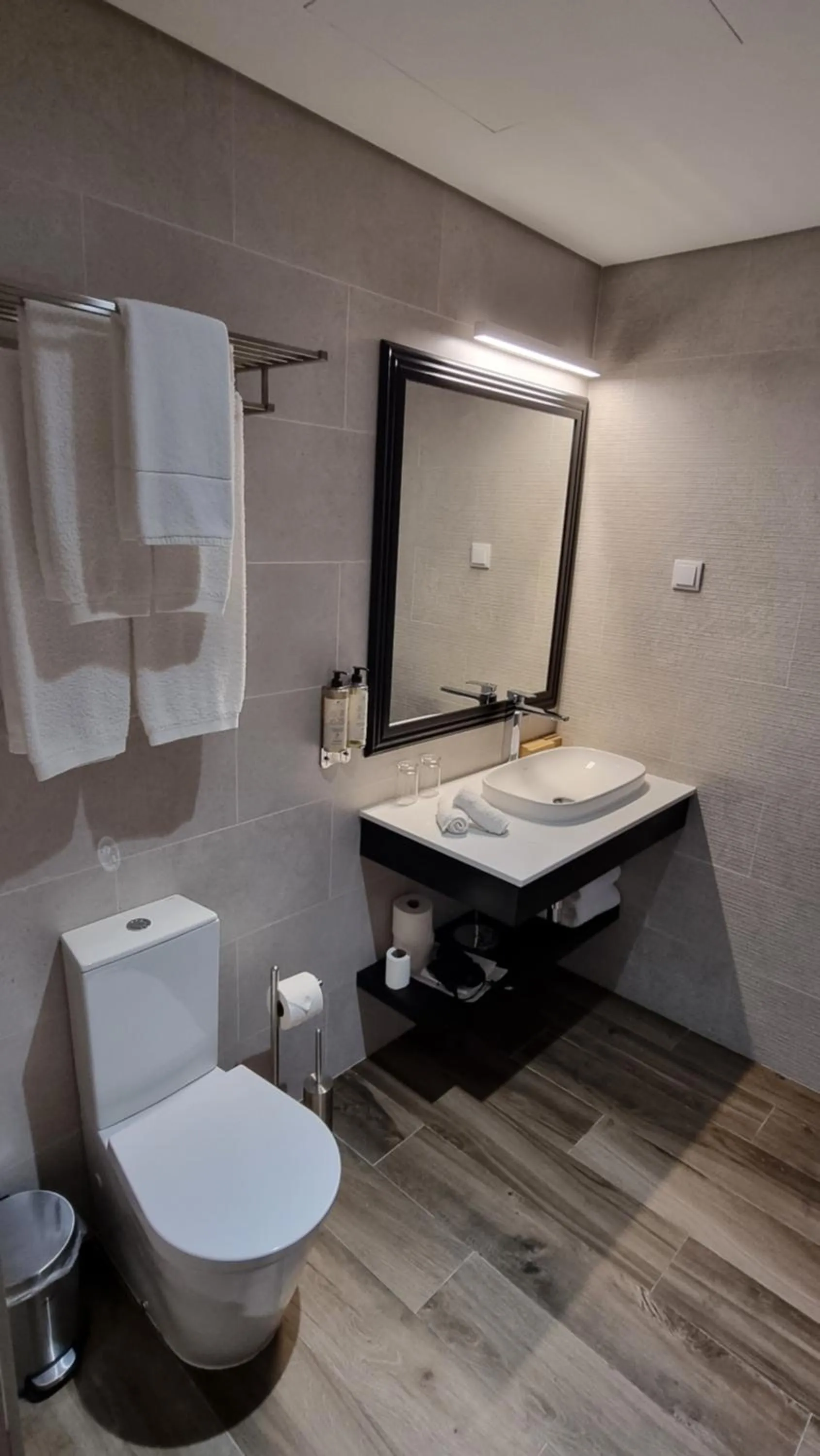 Toilet in Açores Autêntico Boutique Hotel