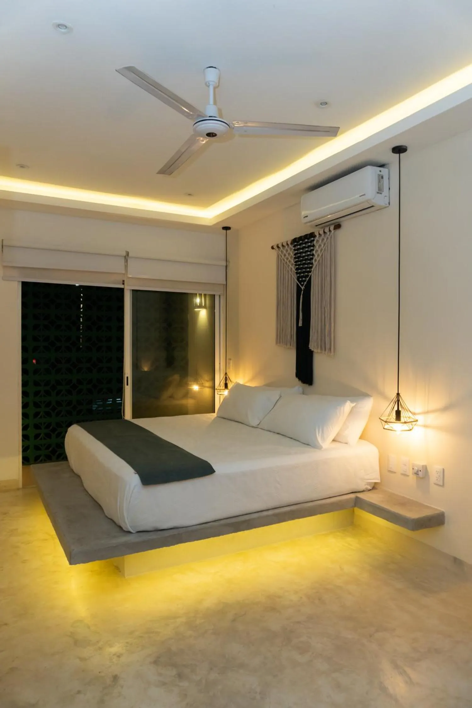 Photo of the whole room, Bed in Kanté Hotel - Downtown Tulum