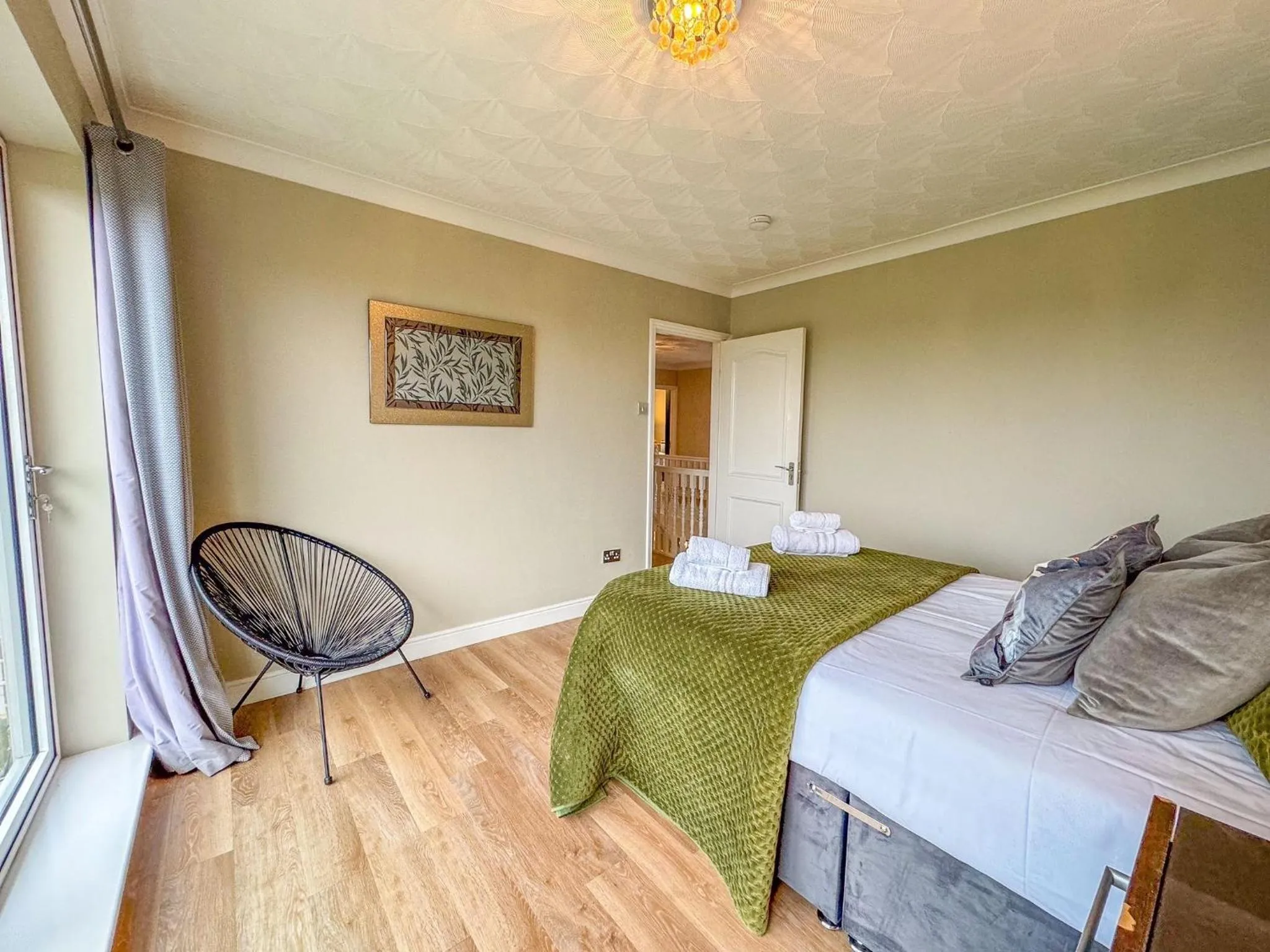 Bedroom, Bed in The Firs