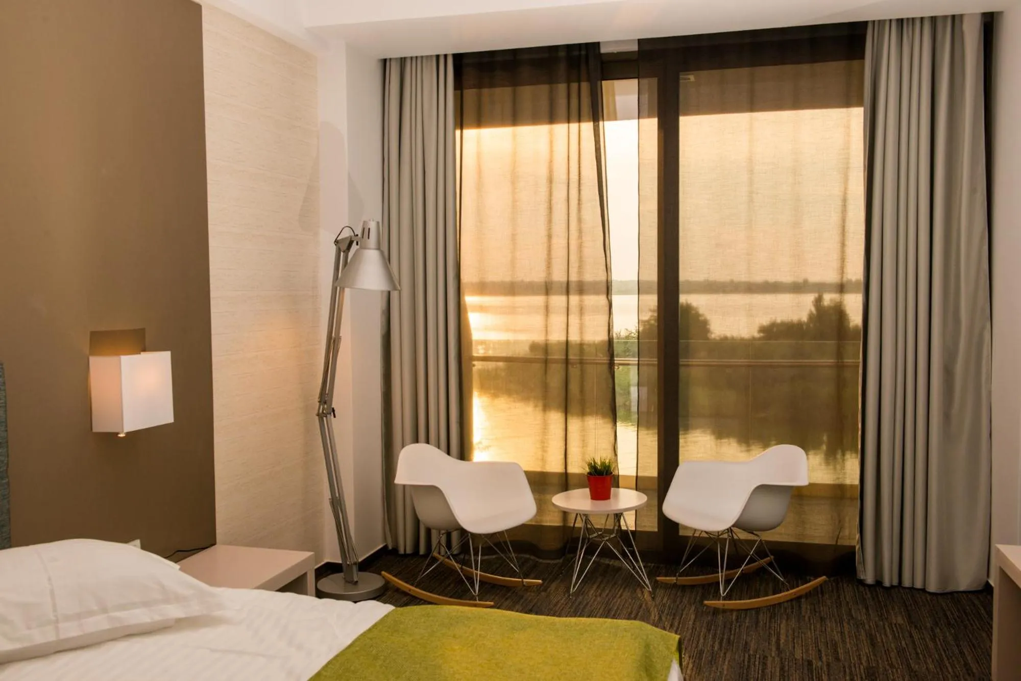 Bed in Hotel On Plonge Junior