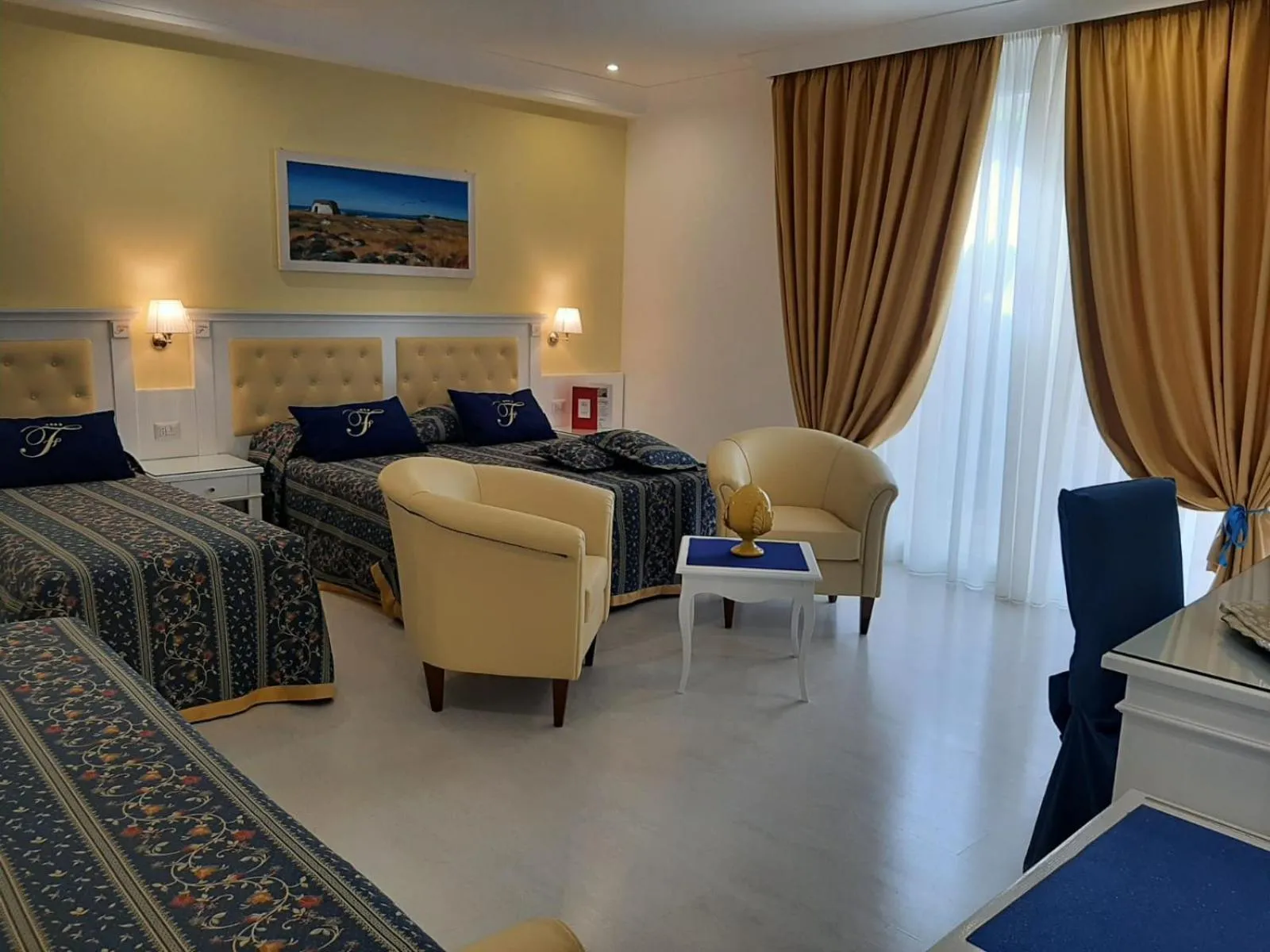 Bed in Falli Exclusive Rooms and Breakfast -Boutique B&B-