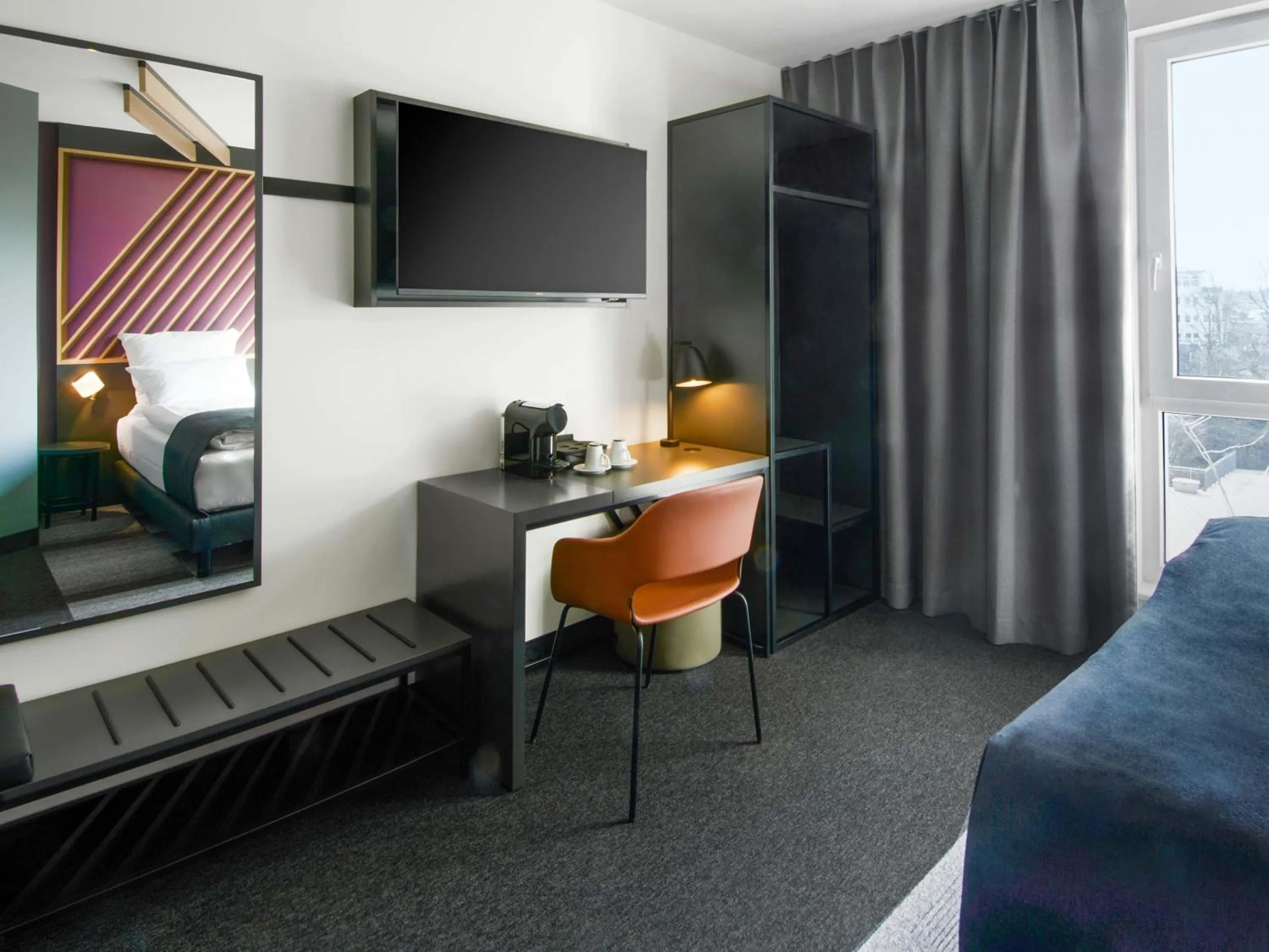 Photo of the whole room in B&B Hotel Bad Homburg