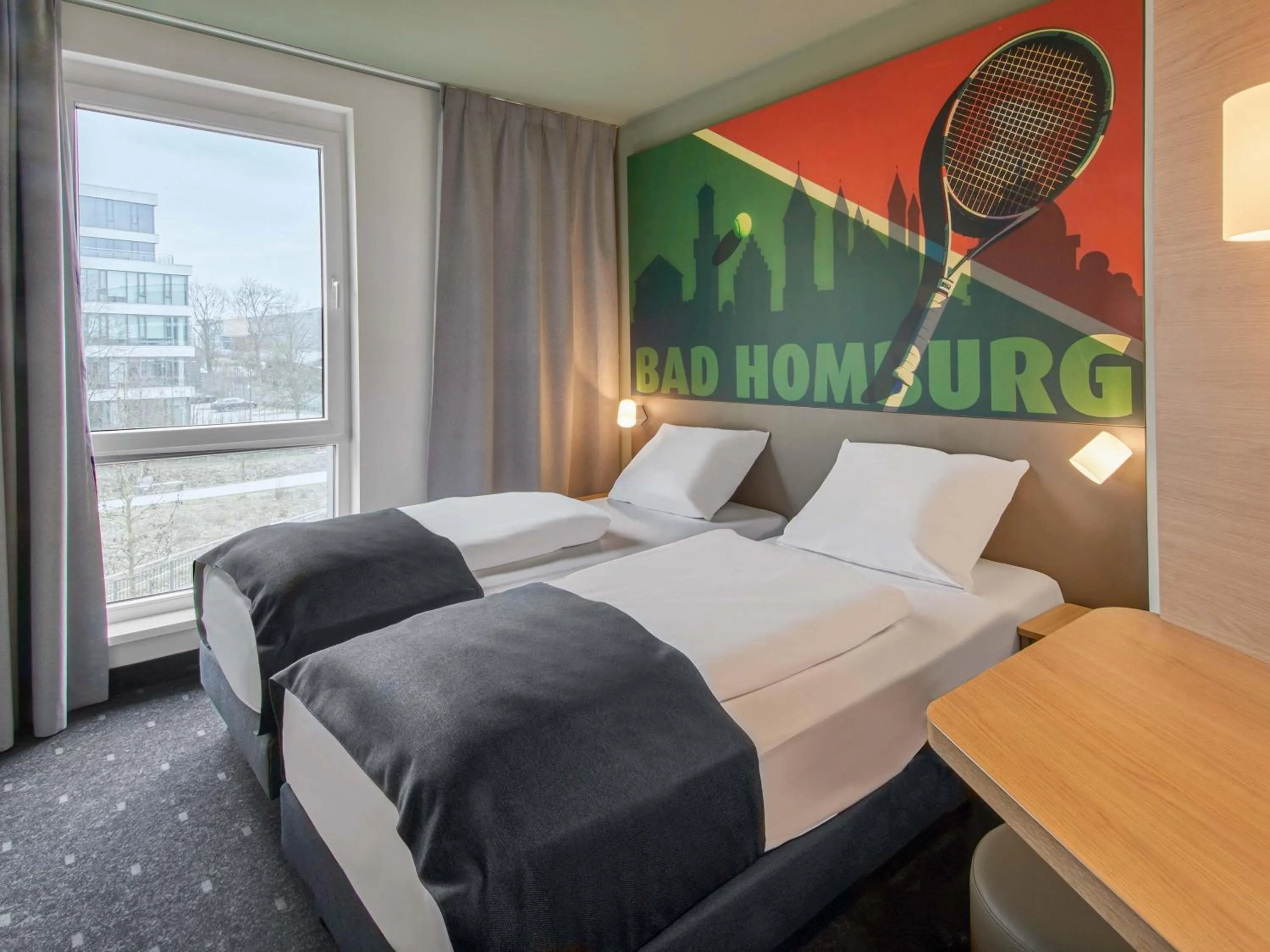 Photo of the whole room, Bed in B&B Hotel Bad Homburg