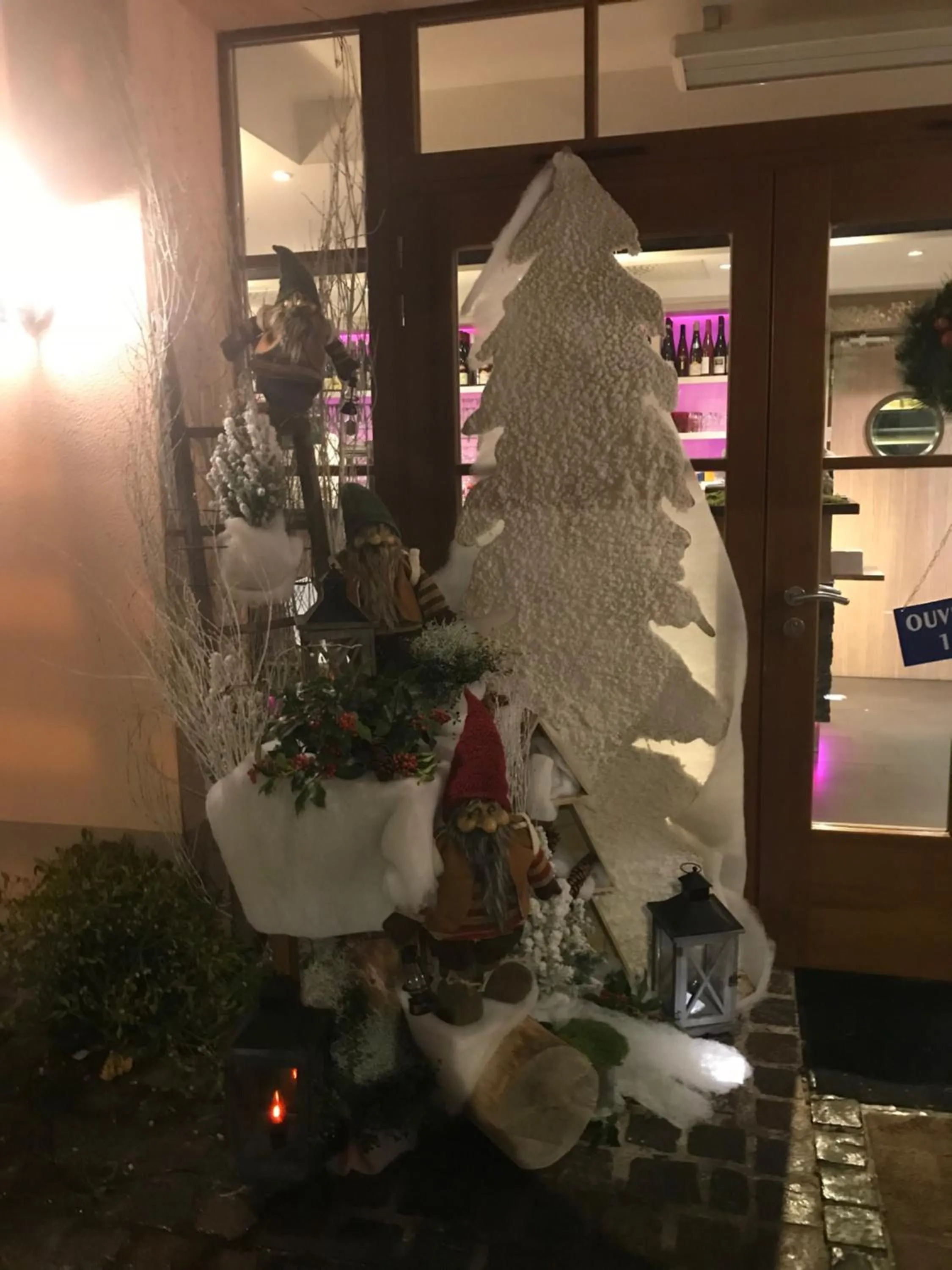 Property building in Chambre Le Hupsa Pfannala