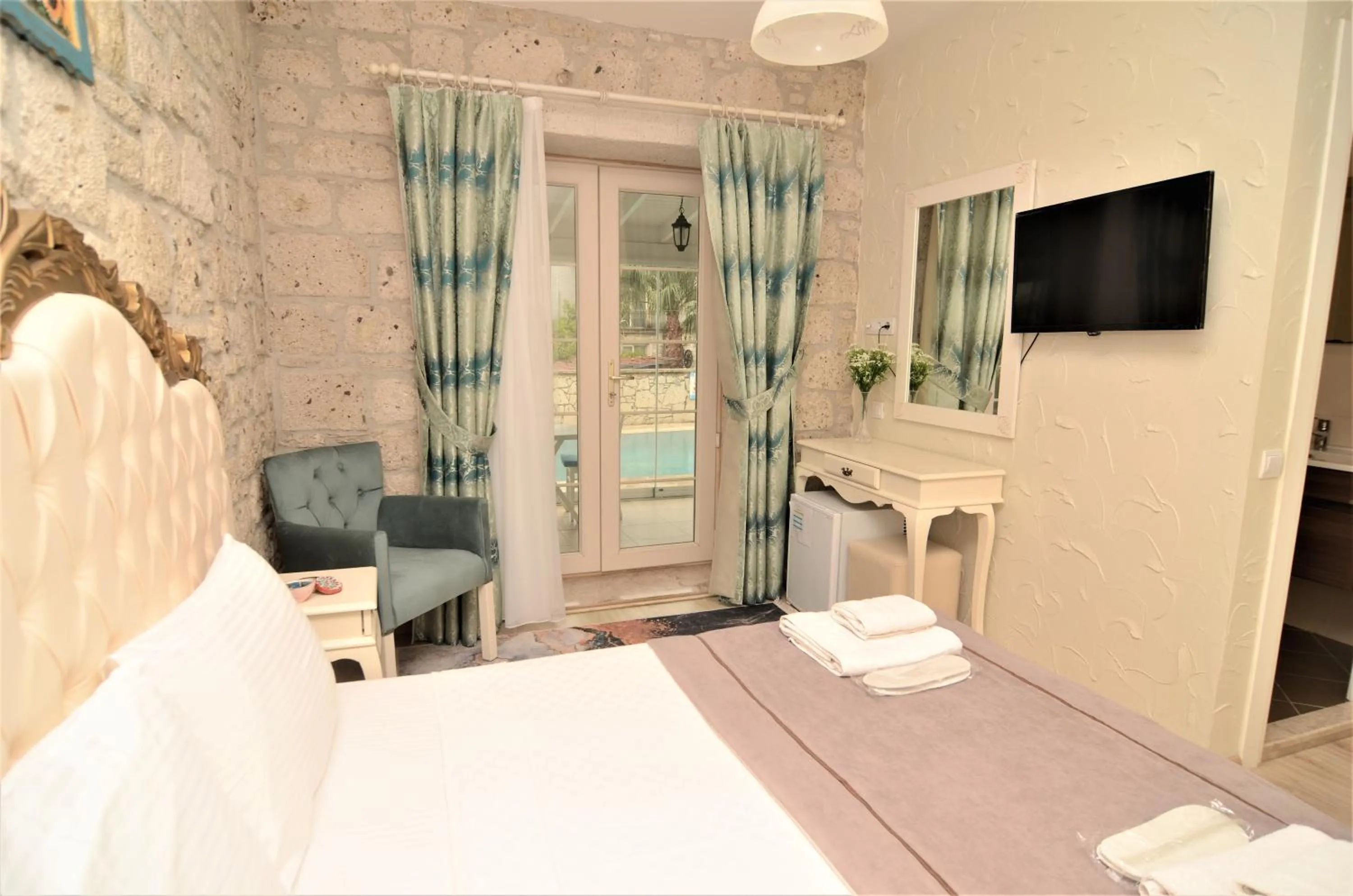 Bed in Alacati Eldoris Butik Hotel