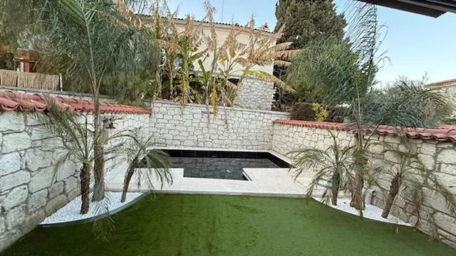 Alacati Eldoris Butik Hotel