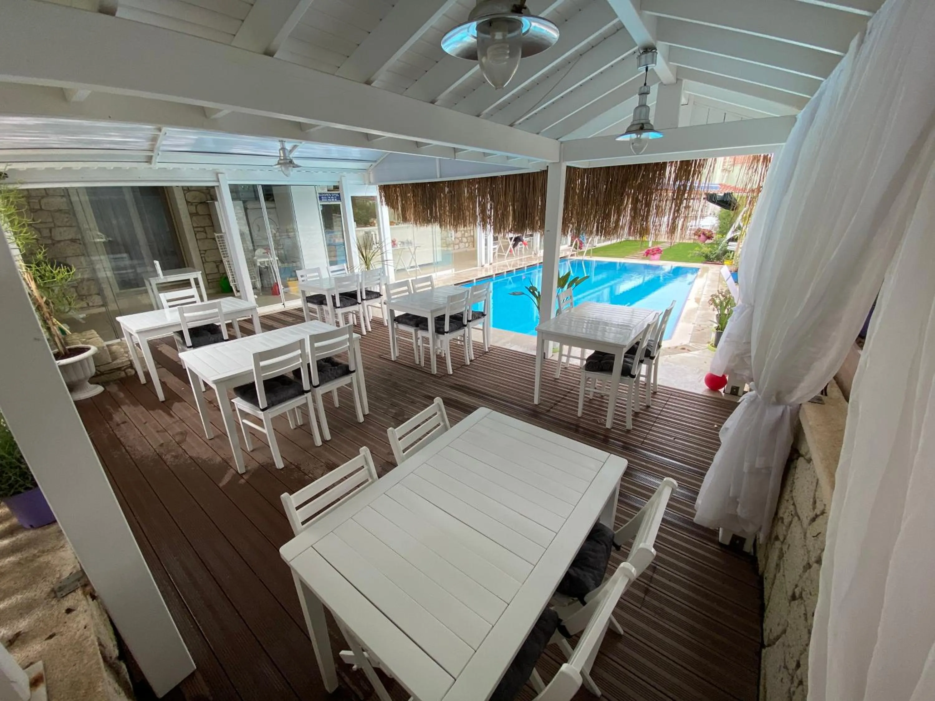 Alacati Eldoris Butik Hotel