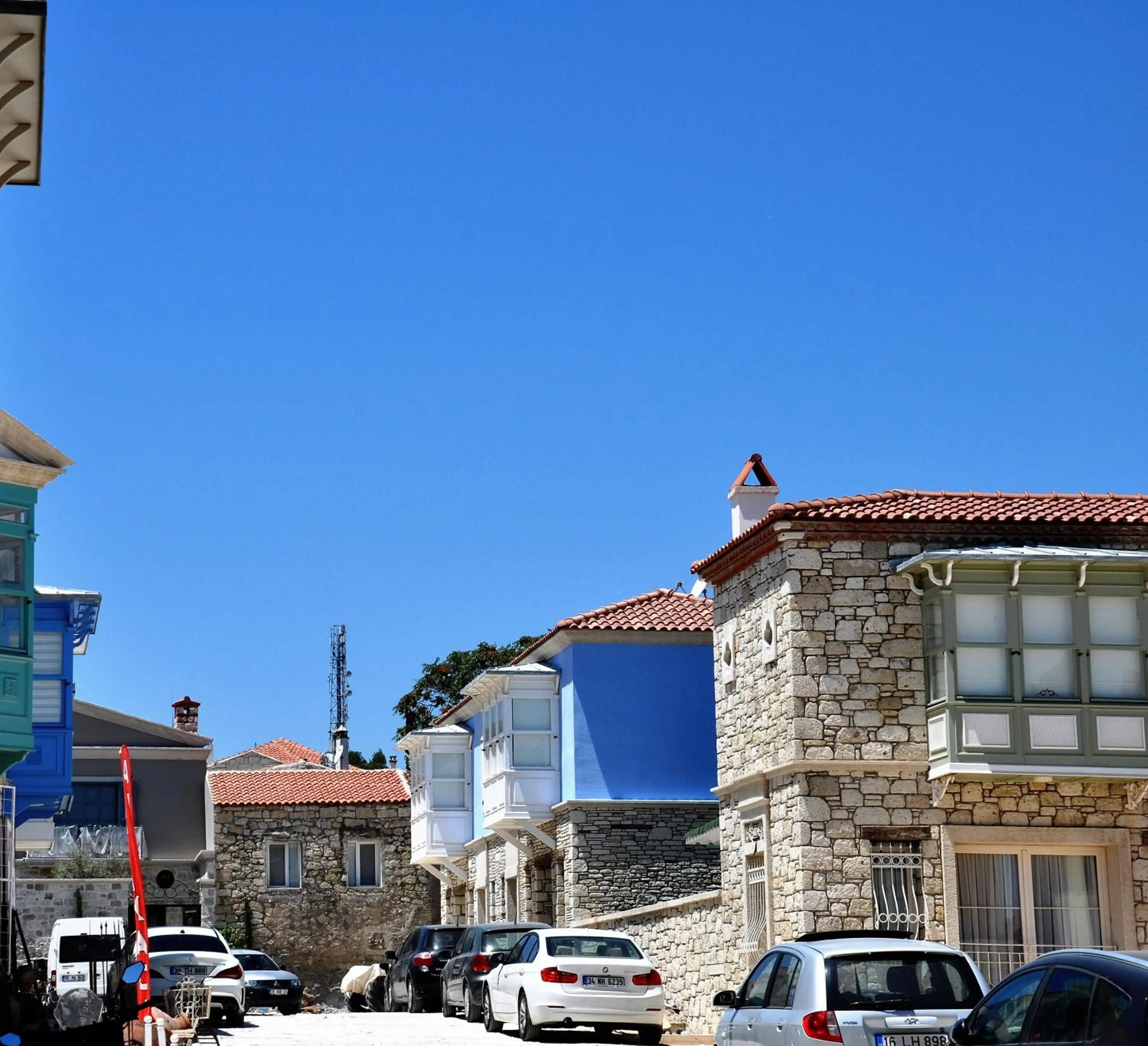 Entertainment in Alacati Eldoris Butik Hotel