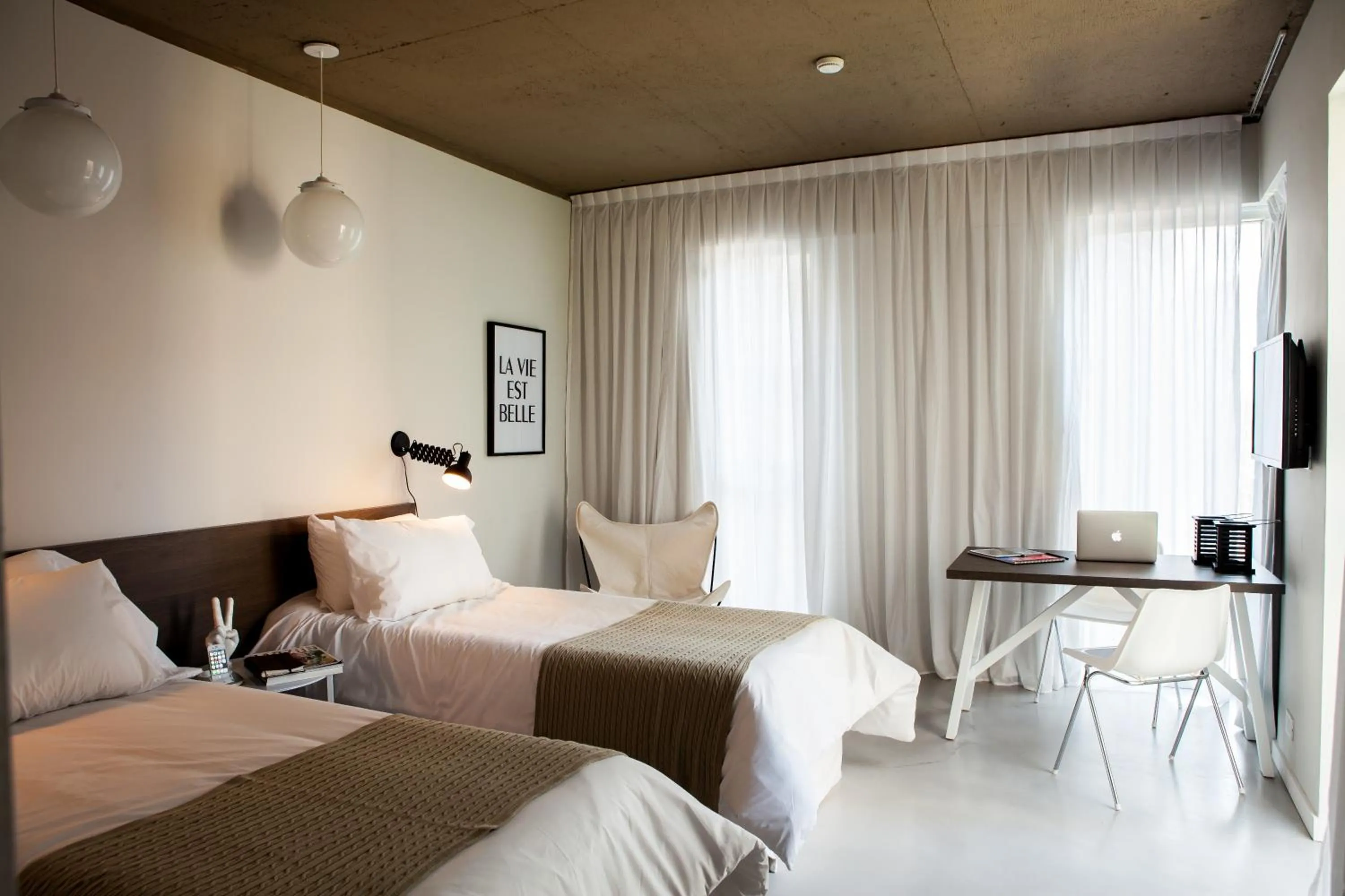 Bed in Babel Studios