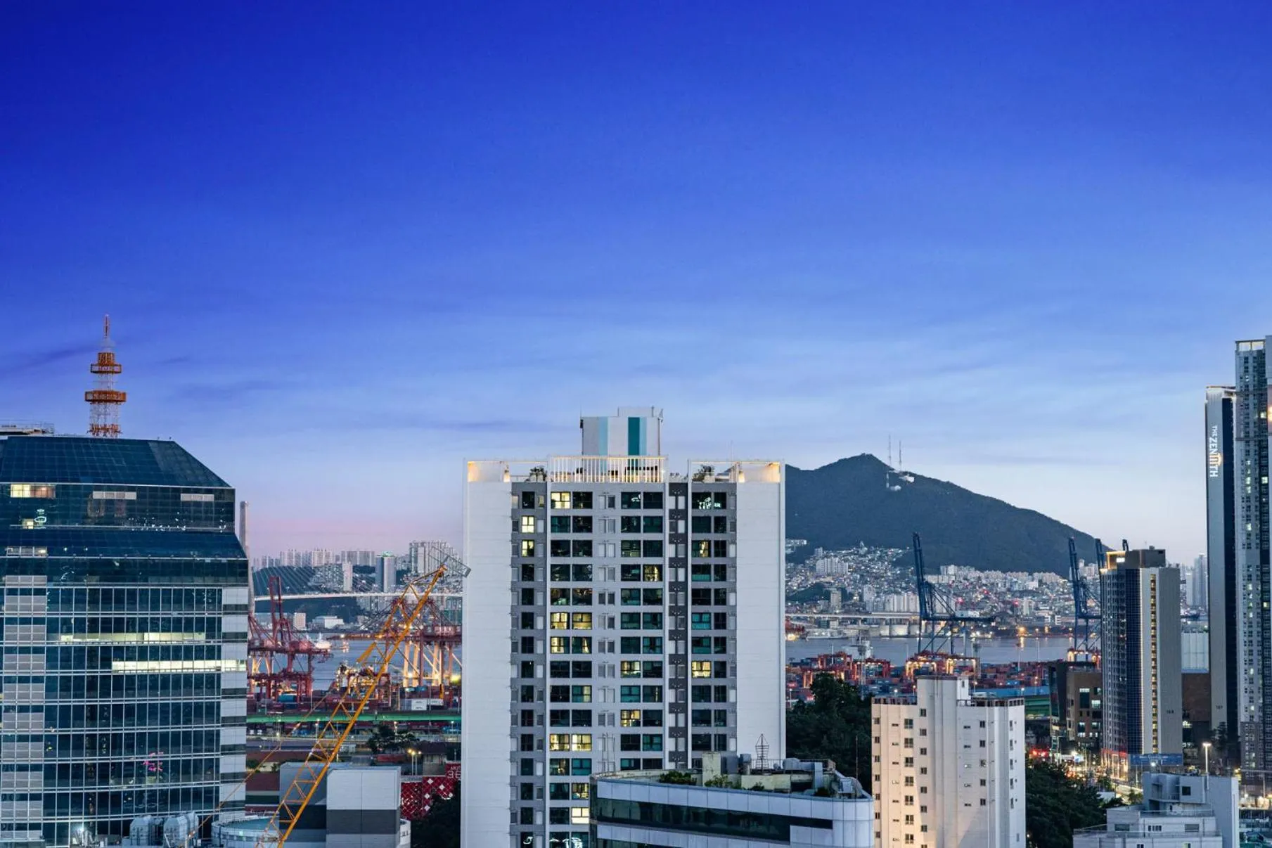 City view in Allzip Archieve4H Residence hotel Busan