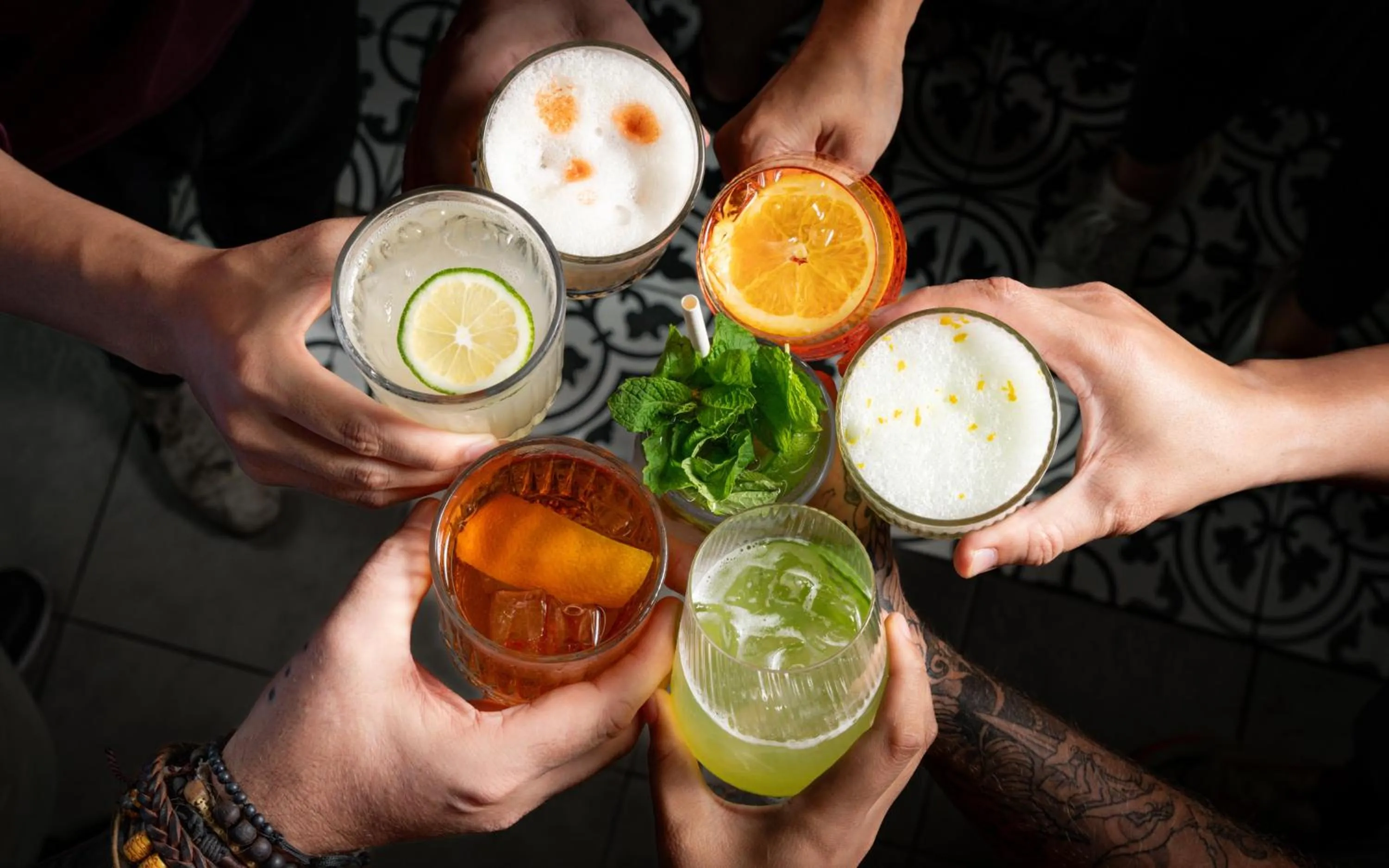 Lounge or bar in Mad Monkey Manila