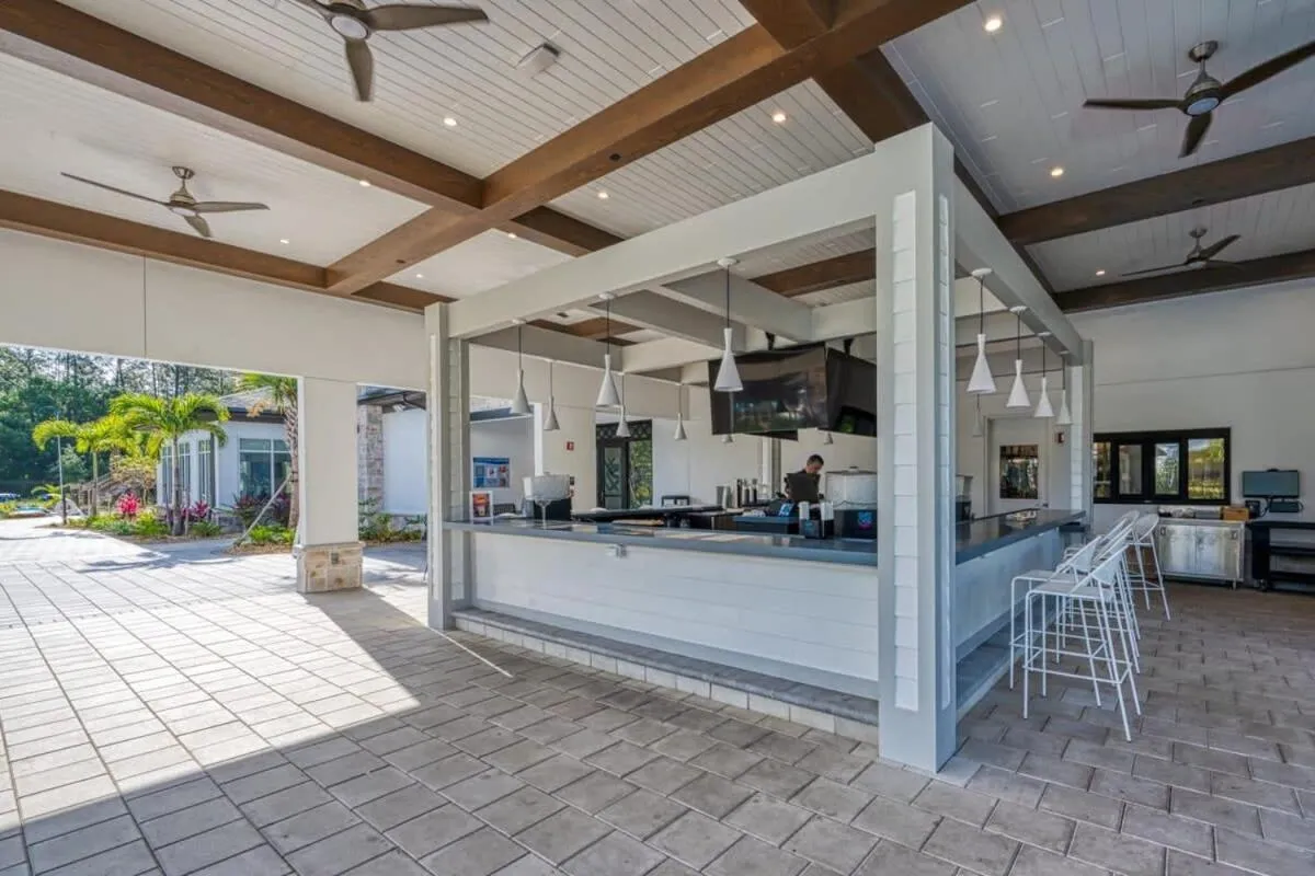 Luxury Chic Modern Home Prime Location