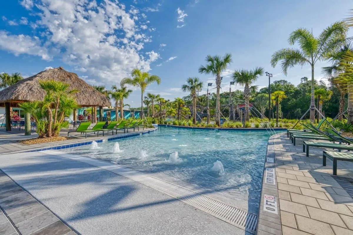 Luxury Chic Modern Home Prime Location