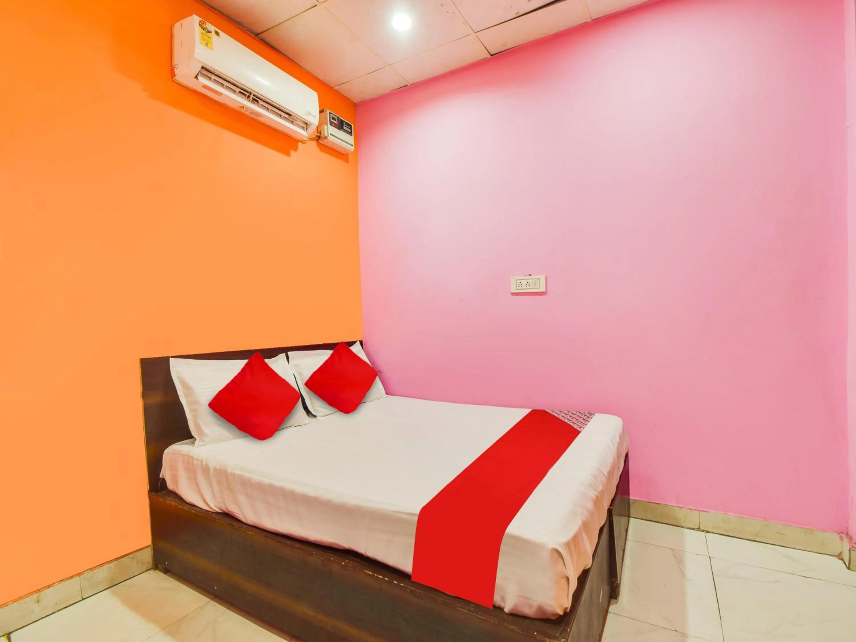 Bedroom, Bed in Hotel O Dev Residency Inn