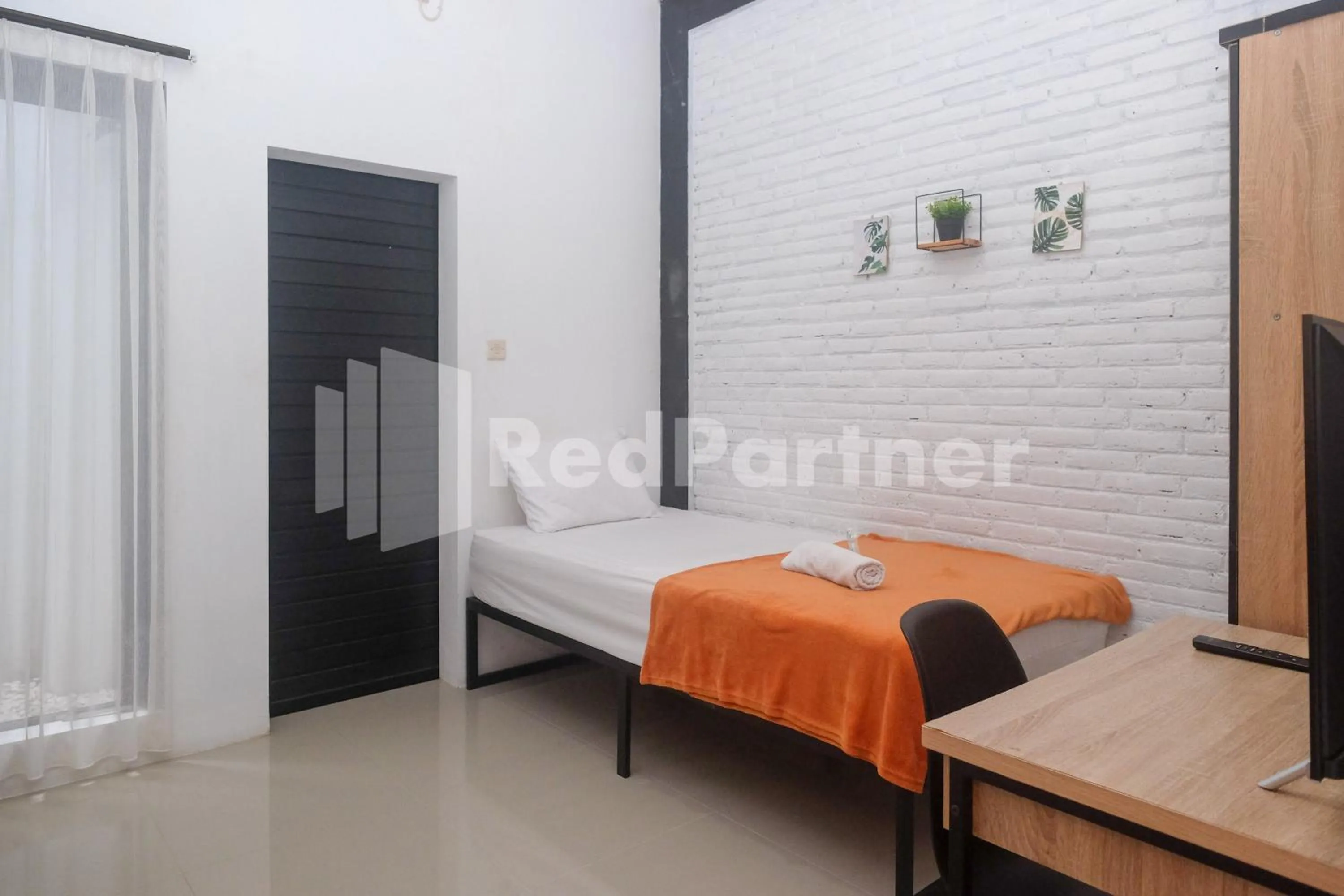 Bed in Rumah Daun Timoho Yogyakarta RedPartner