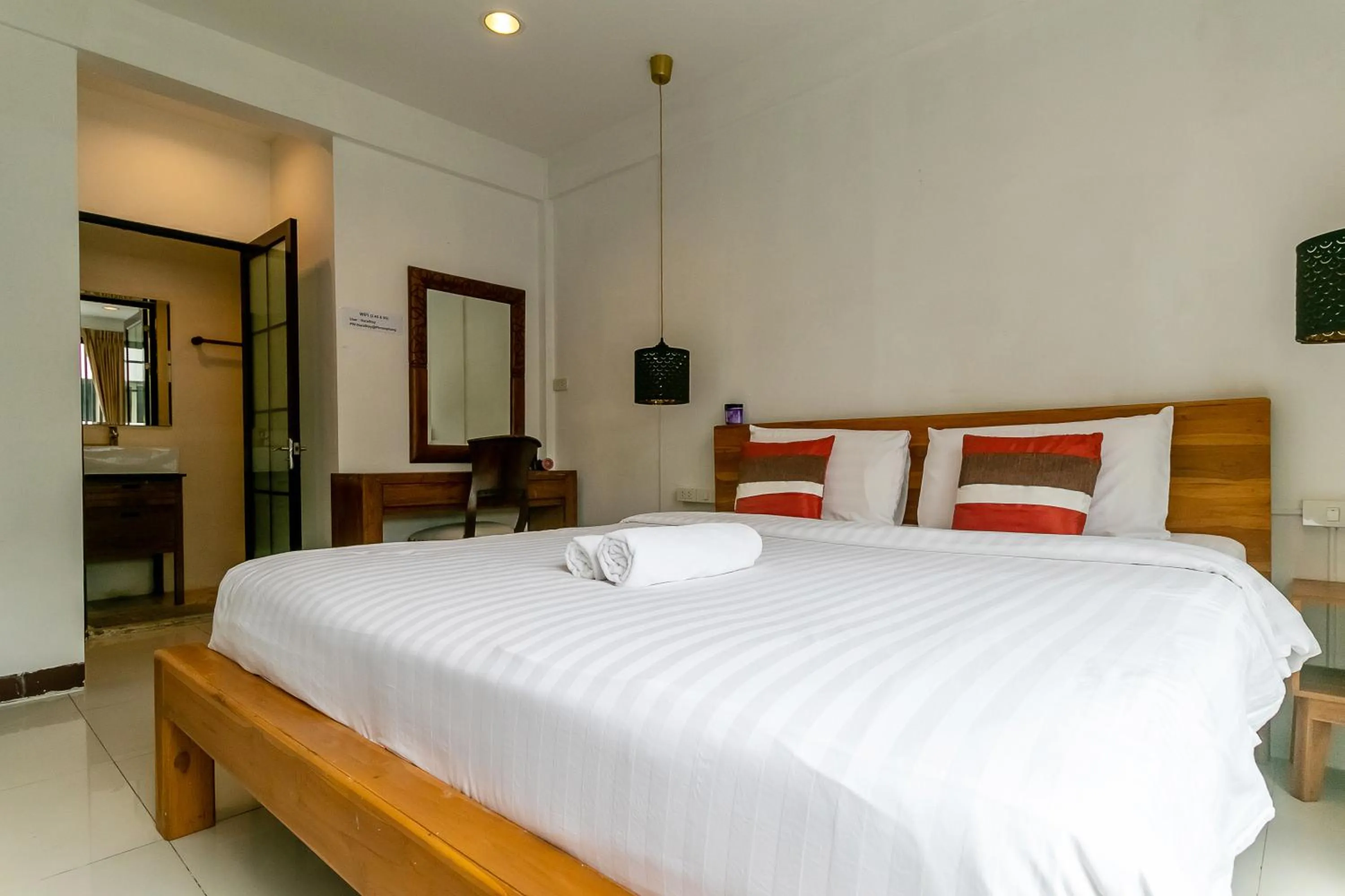 Bed in Narastay @ Phrom Phong