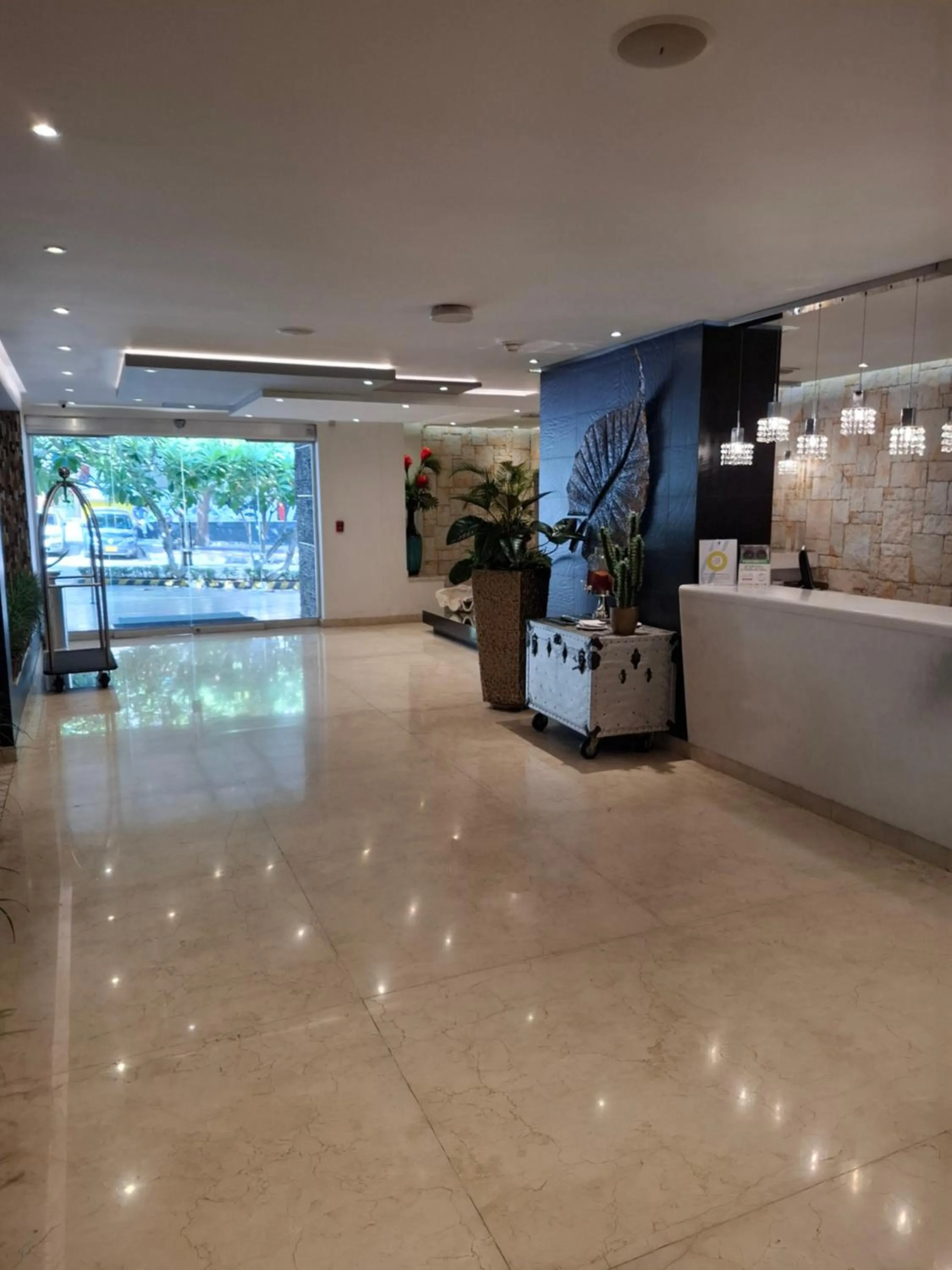 Lobby or reception in Washington Plaza