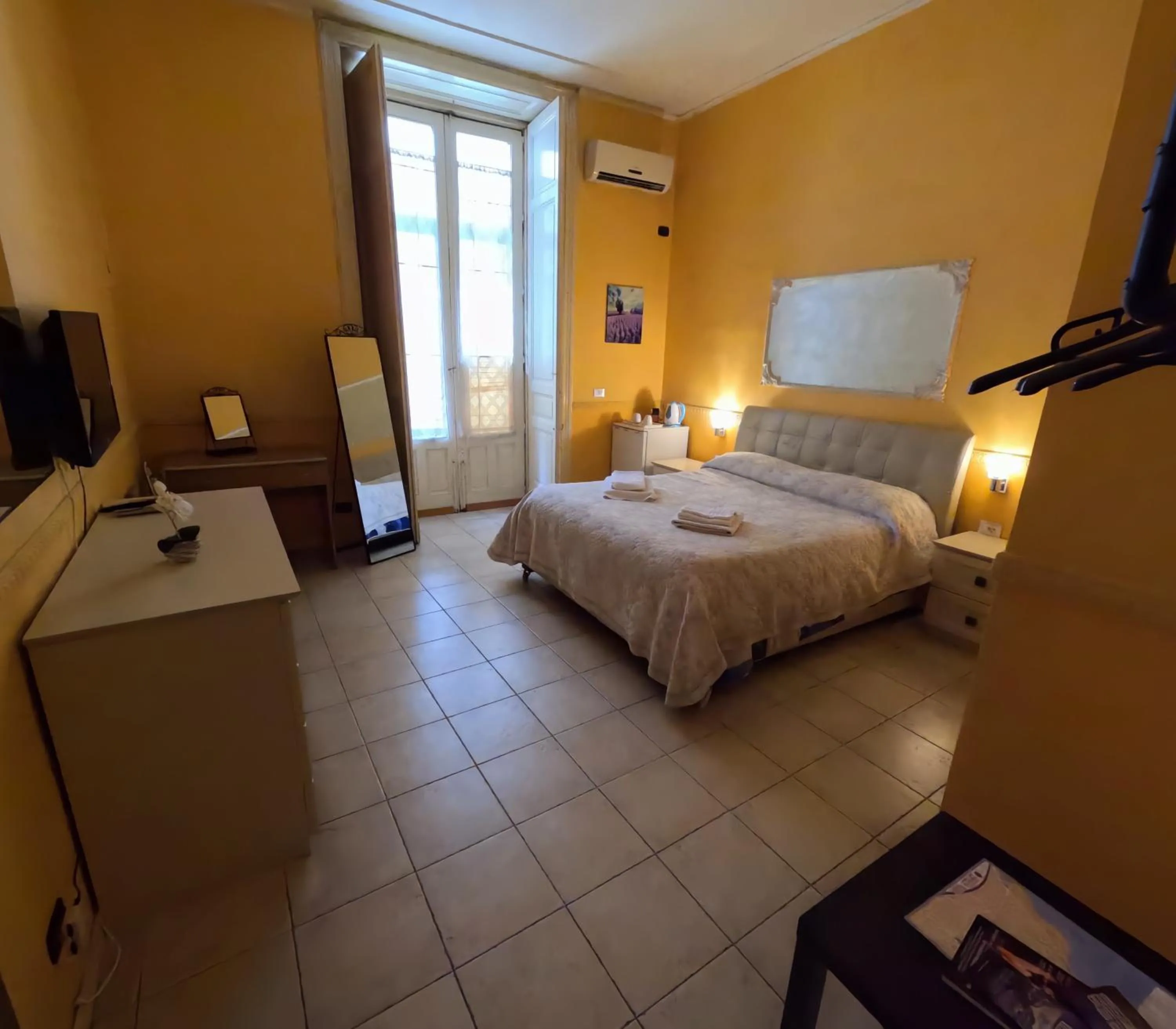 Bedroom, Bed in Hotel Gorizia