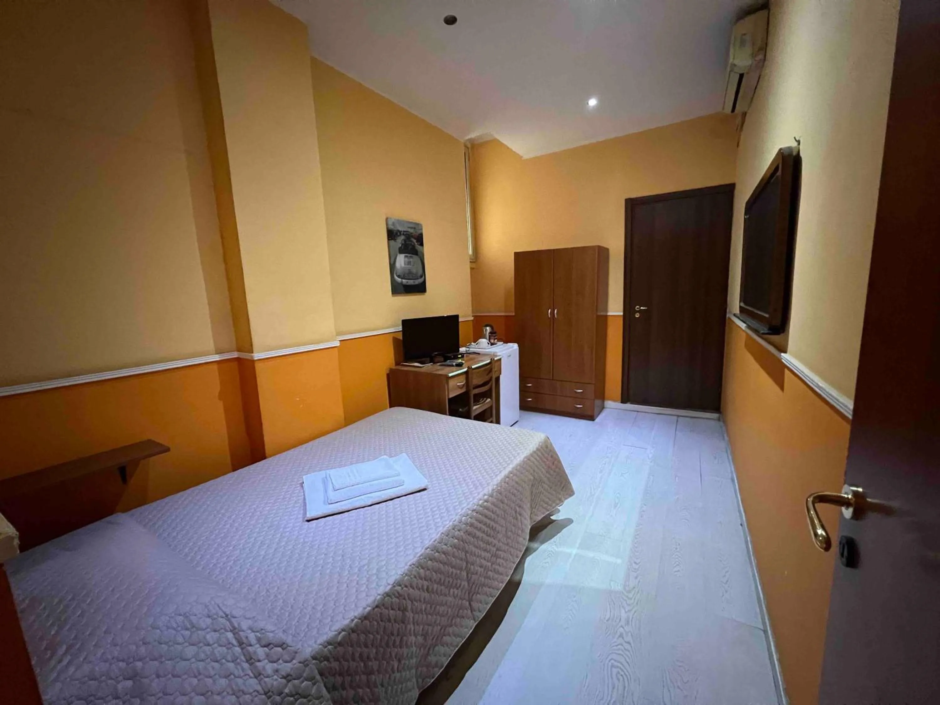 Bed in Hotel Gorizia