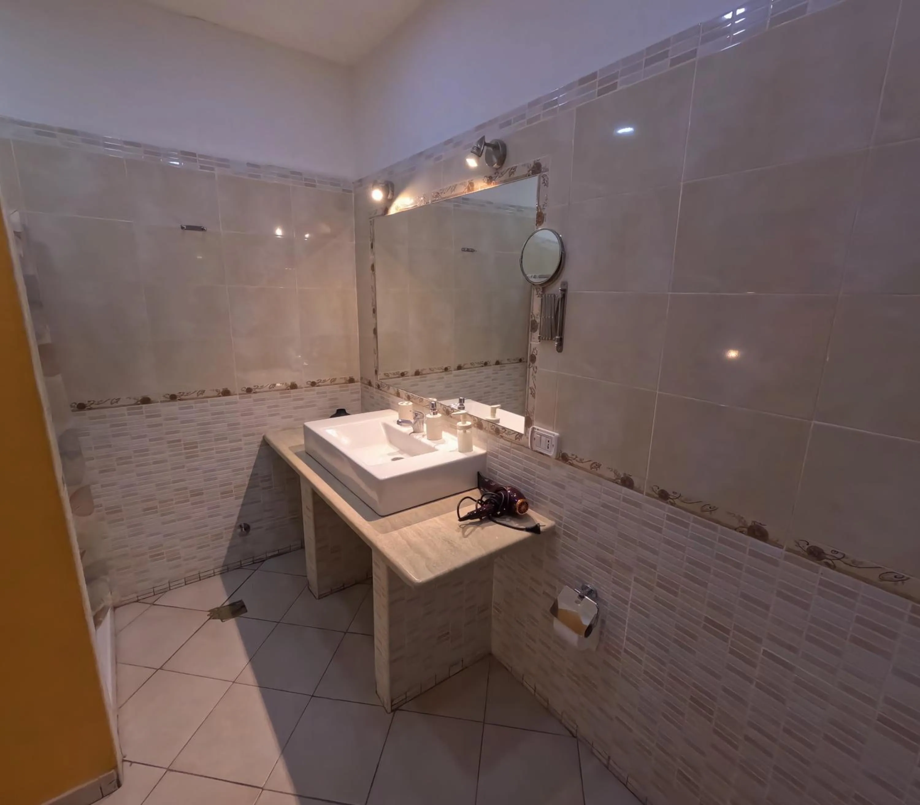 Bathroom in Hotel Gorizia