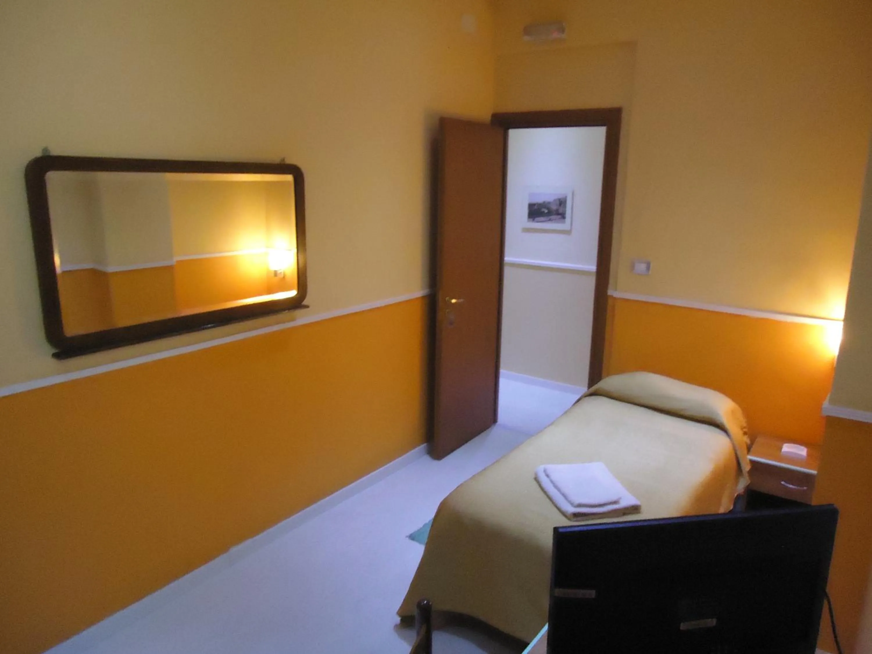 Photo of the whole room, Bed in Hotel Gorizia