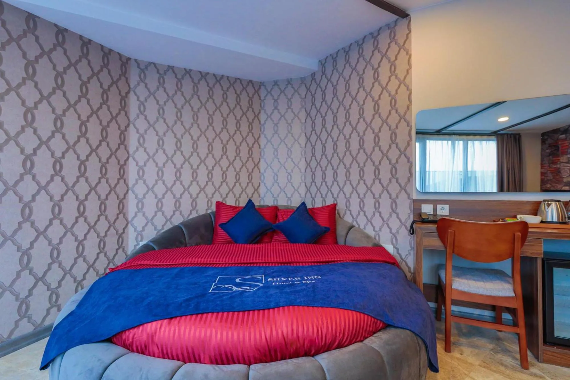 Bed in Silver Inn Spa