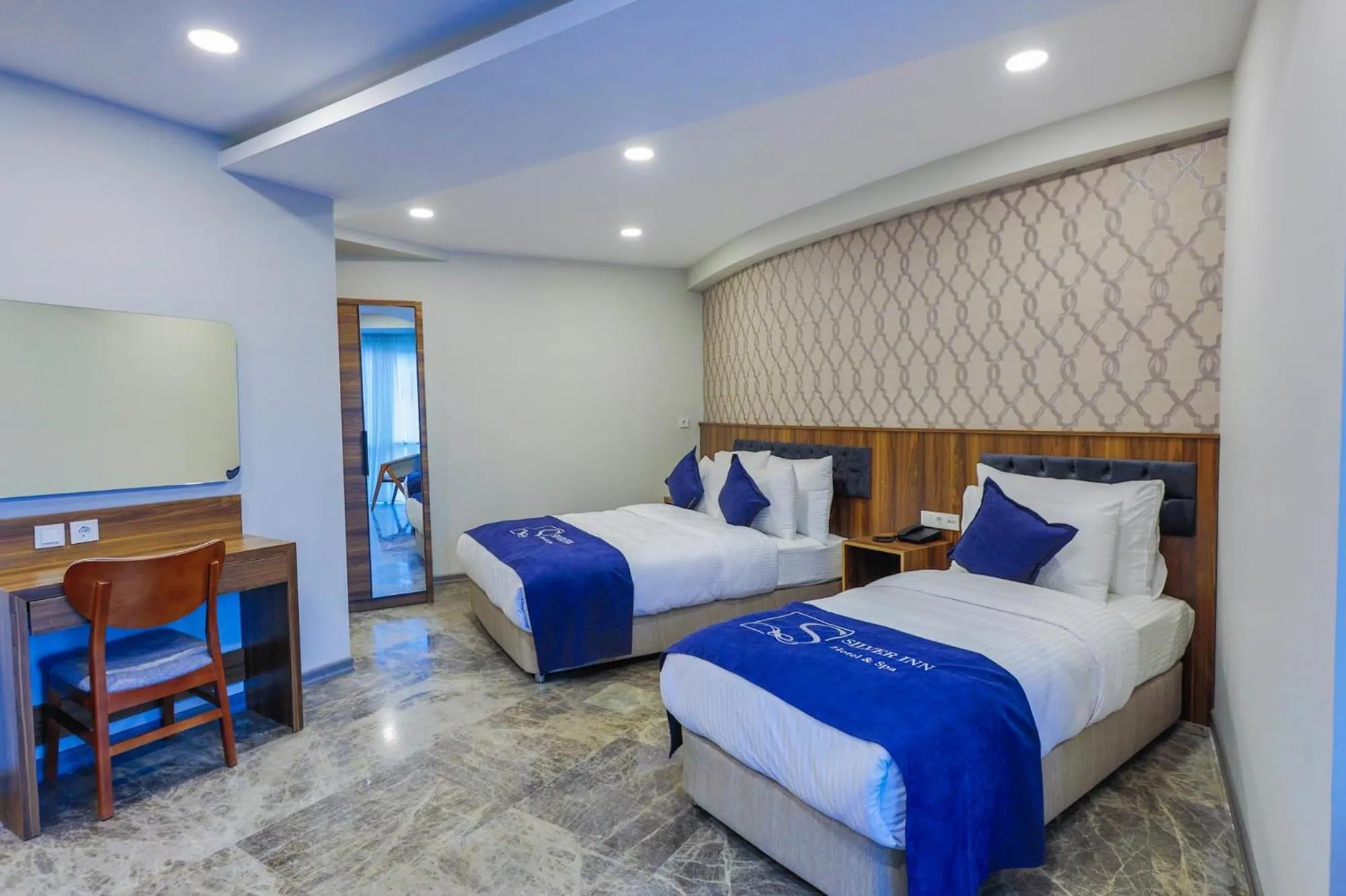 Bed in Silver Inn Spa