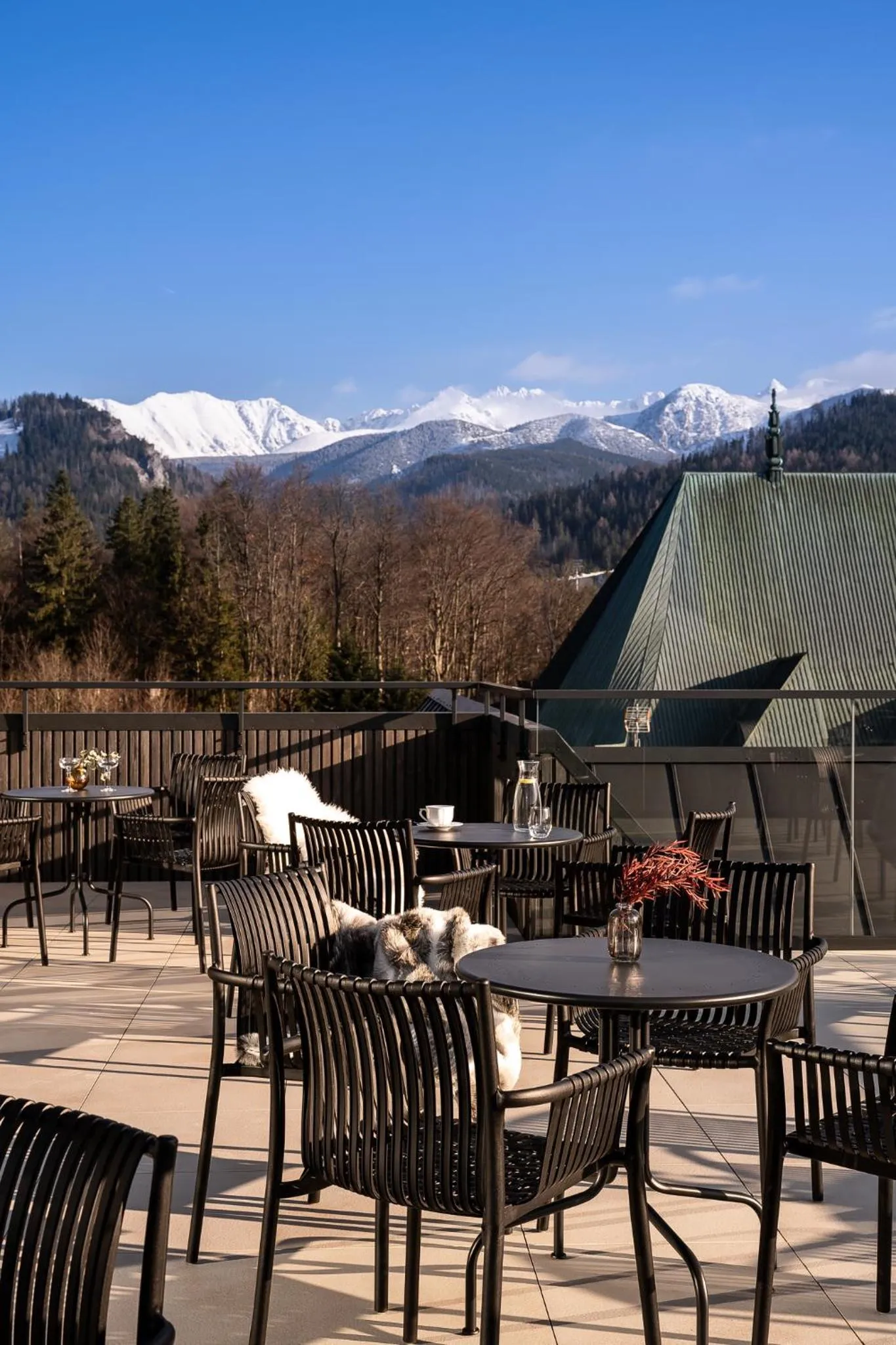 Restaurant/places to eat in Renesans Residence Zakopane
