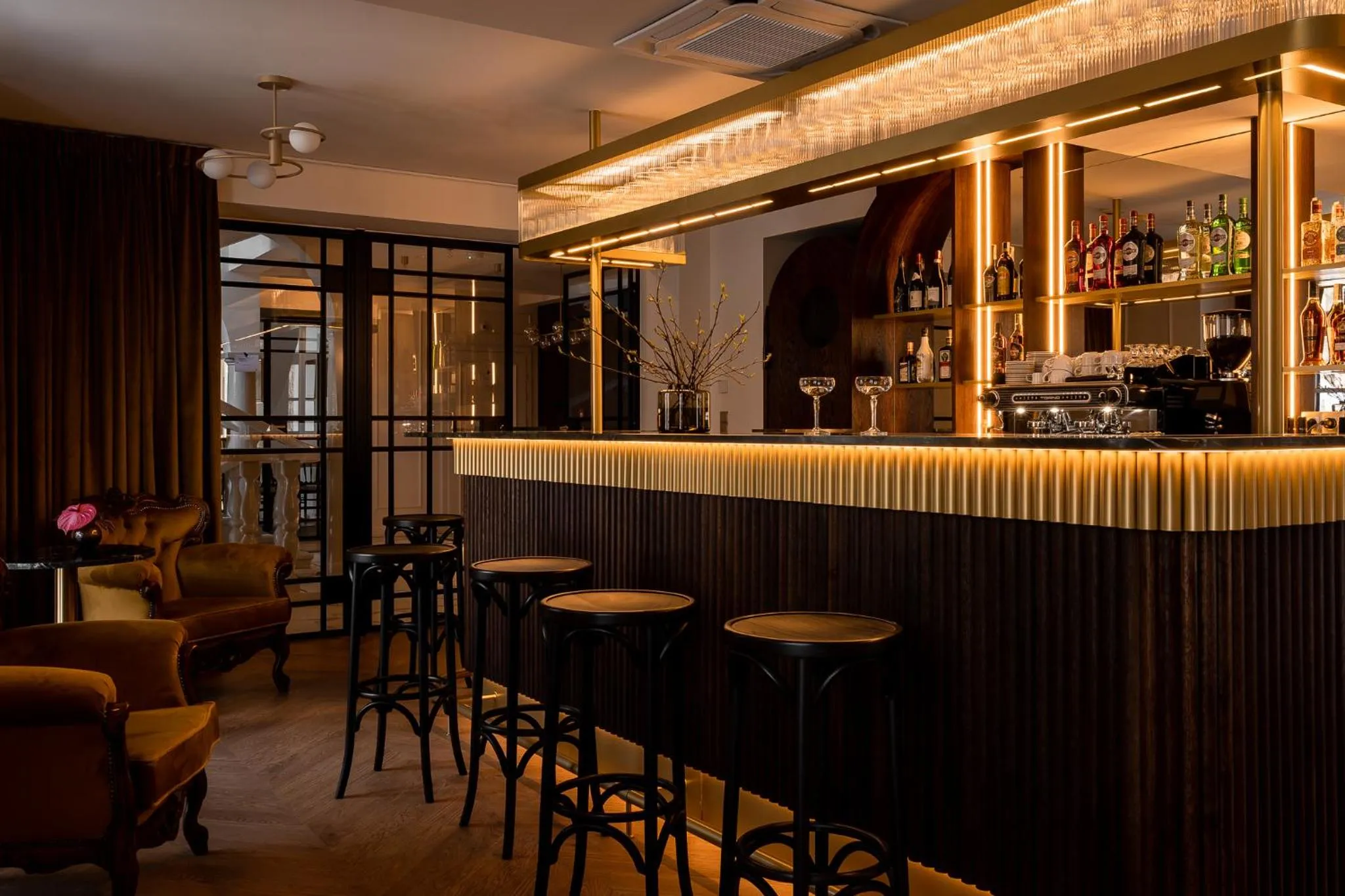 Restaurant/places to eat in Renesans Residence Zakopane