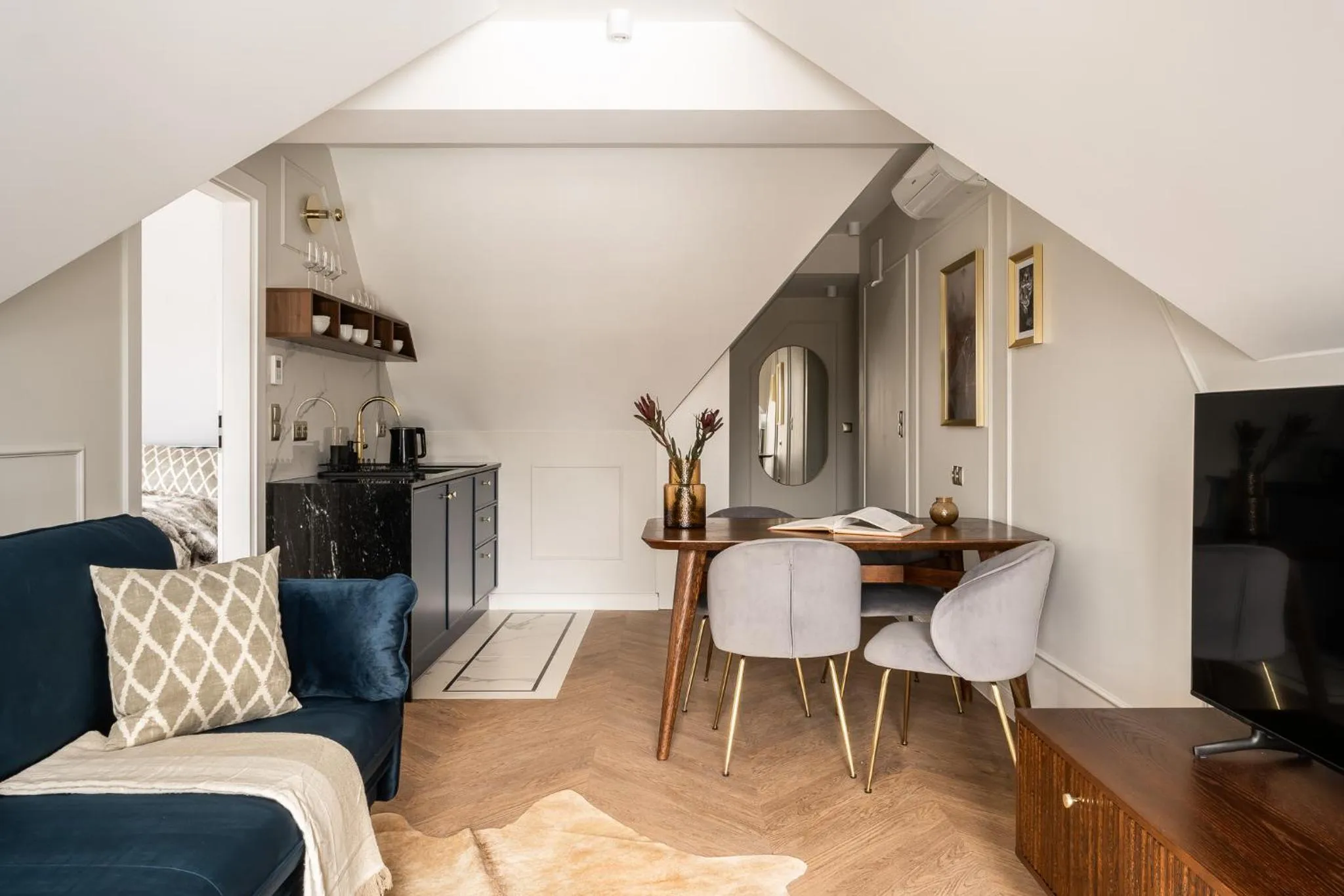 TV and multimedia in Renesans Residence Zakopane