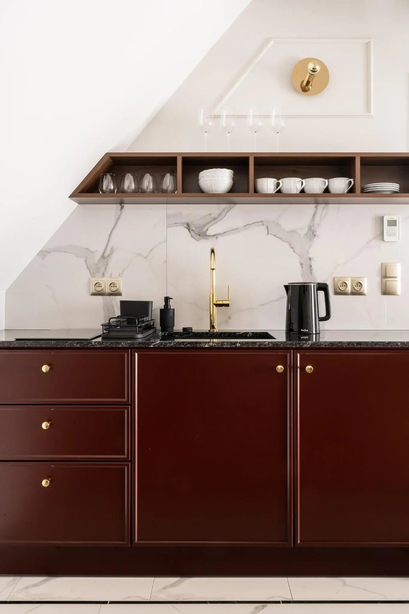 Coffee/tea facilities in Renesans Residence Zakopane