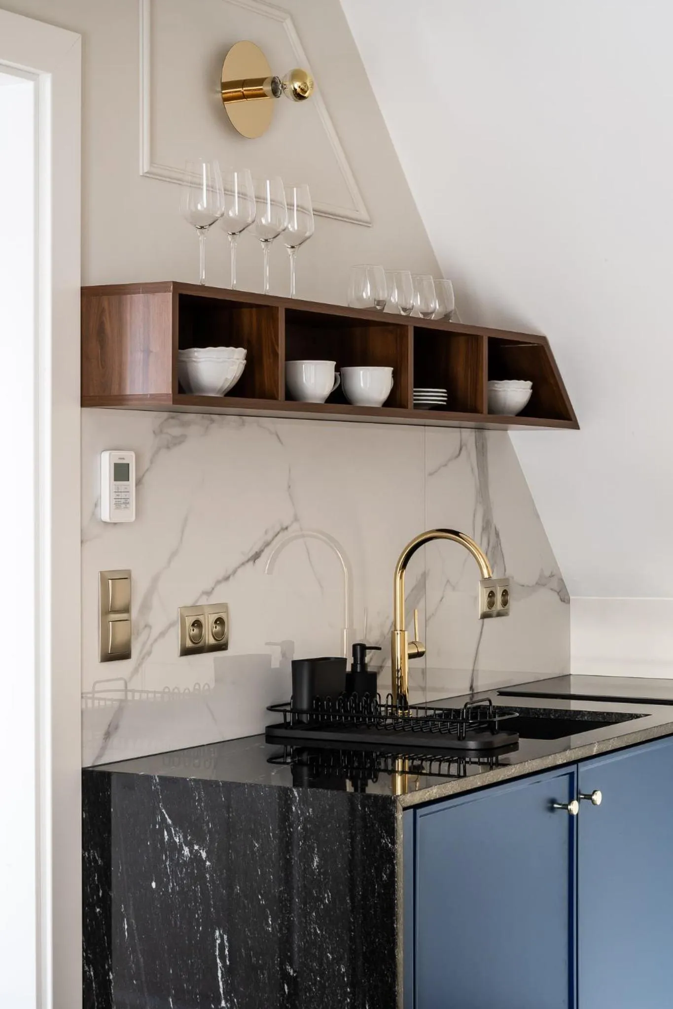 Kitchen or kitchenette in Renesans Residence Zakopane