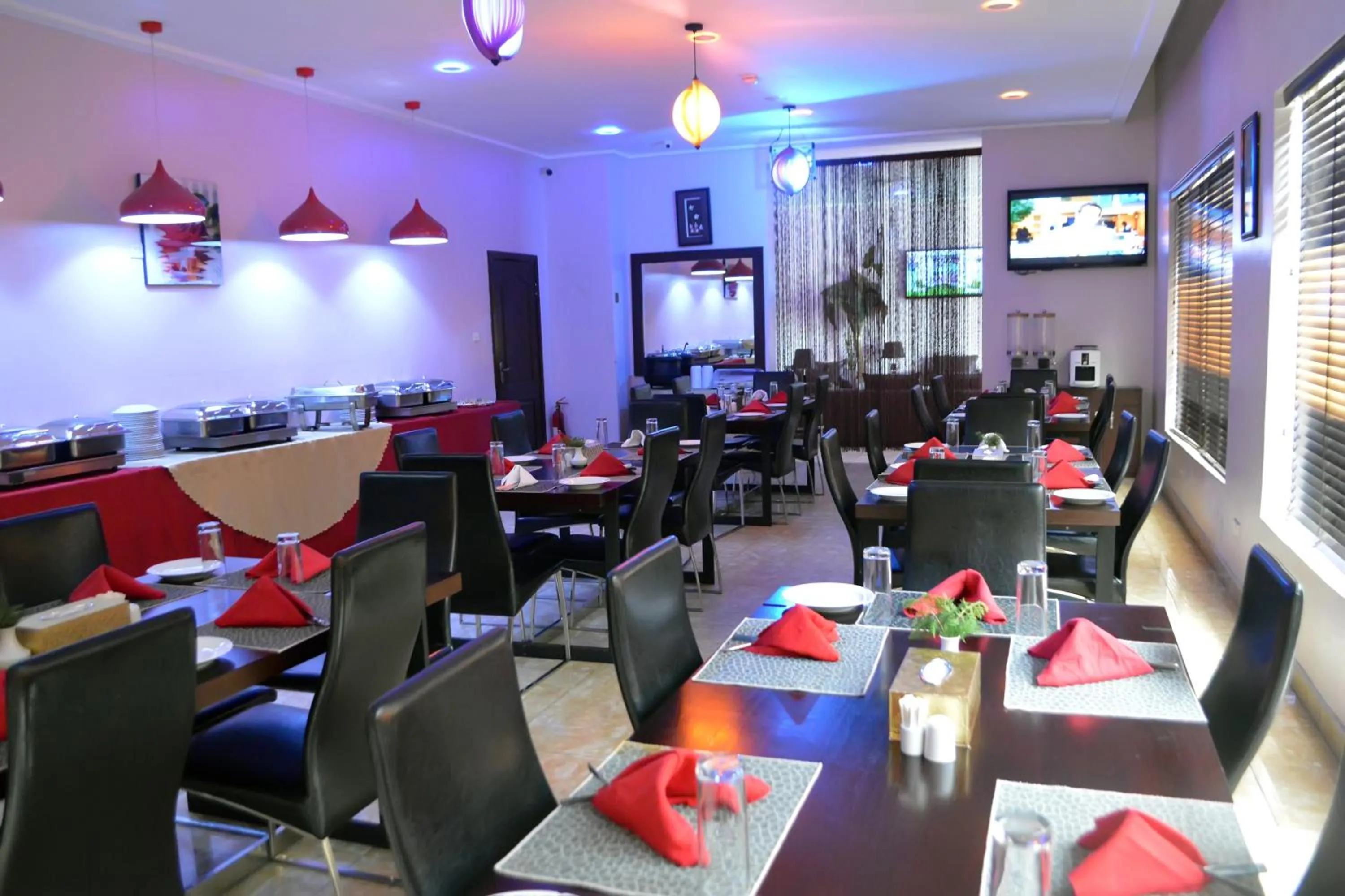 Breakfast in De Santos Hotel