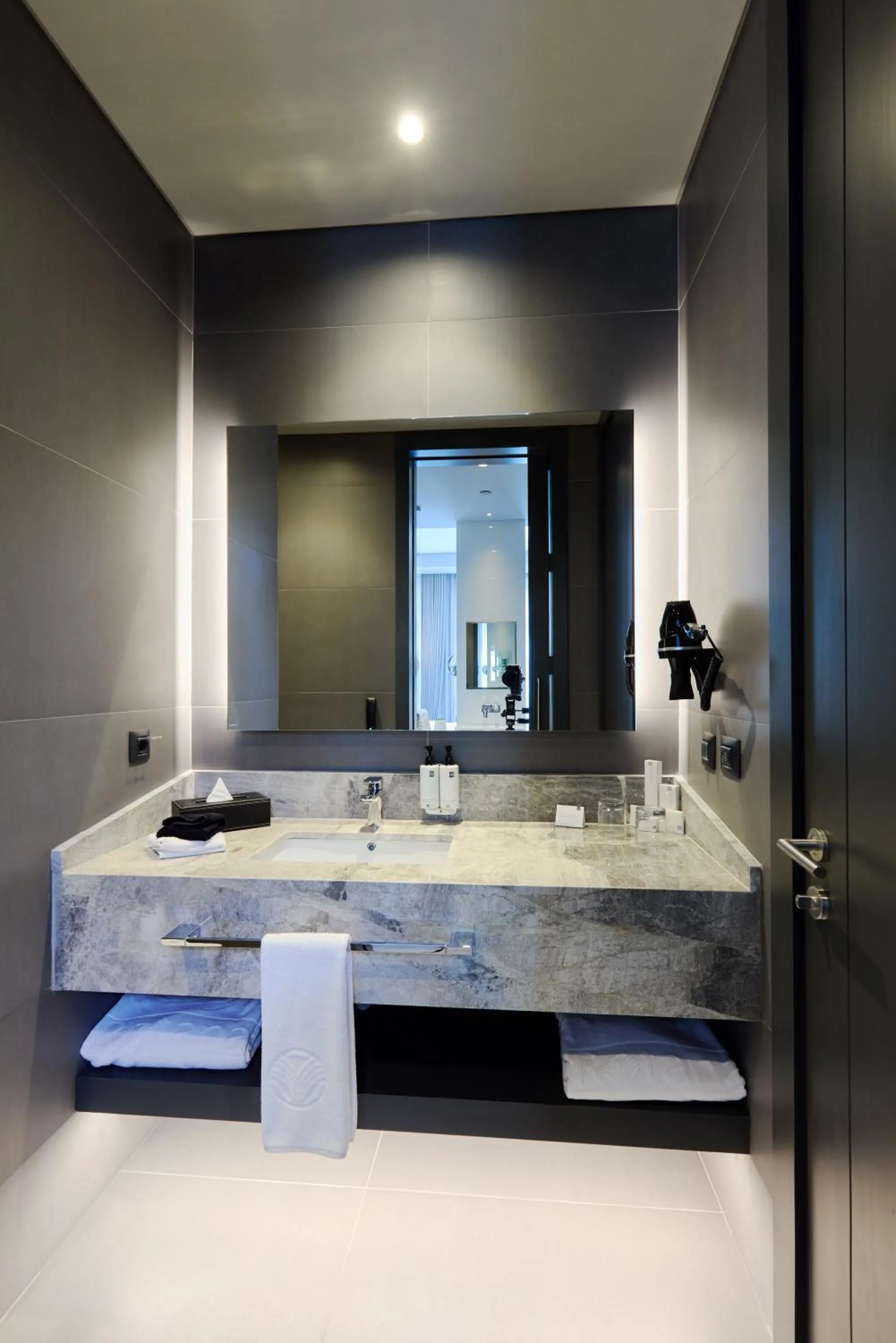 Shower in Bomonti Arjaan by Rotana