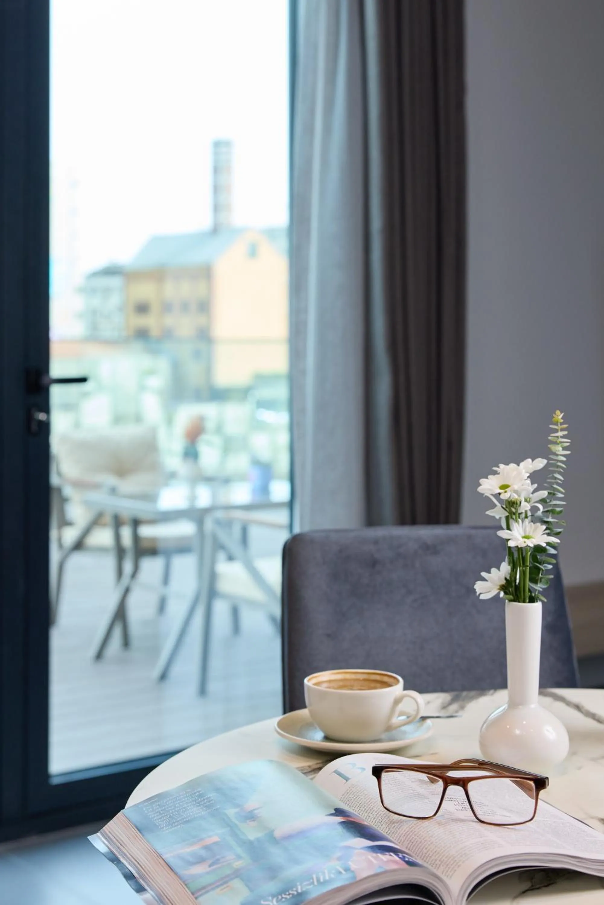 Balcony/Terrace in Bomonti Arjaan by Rotana